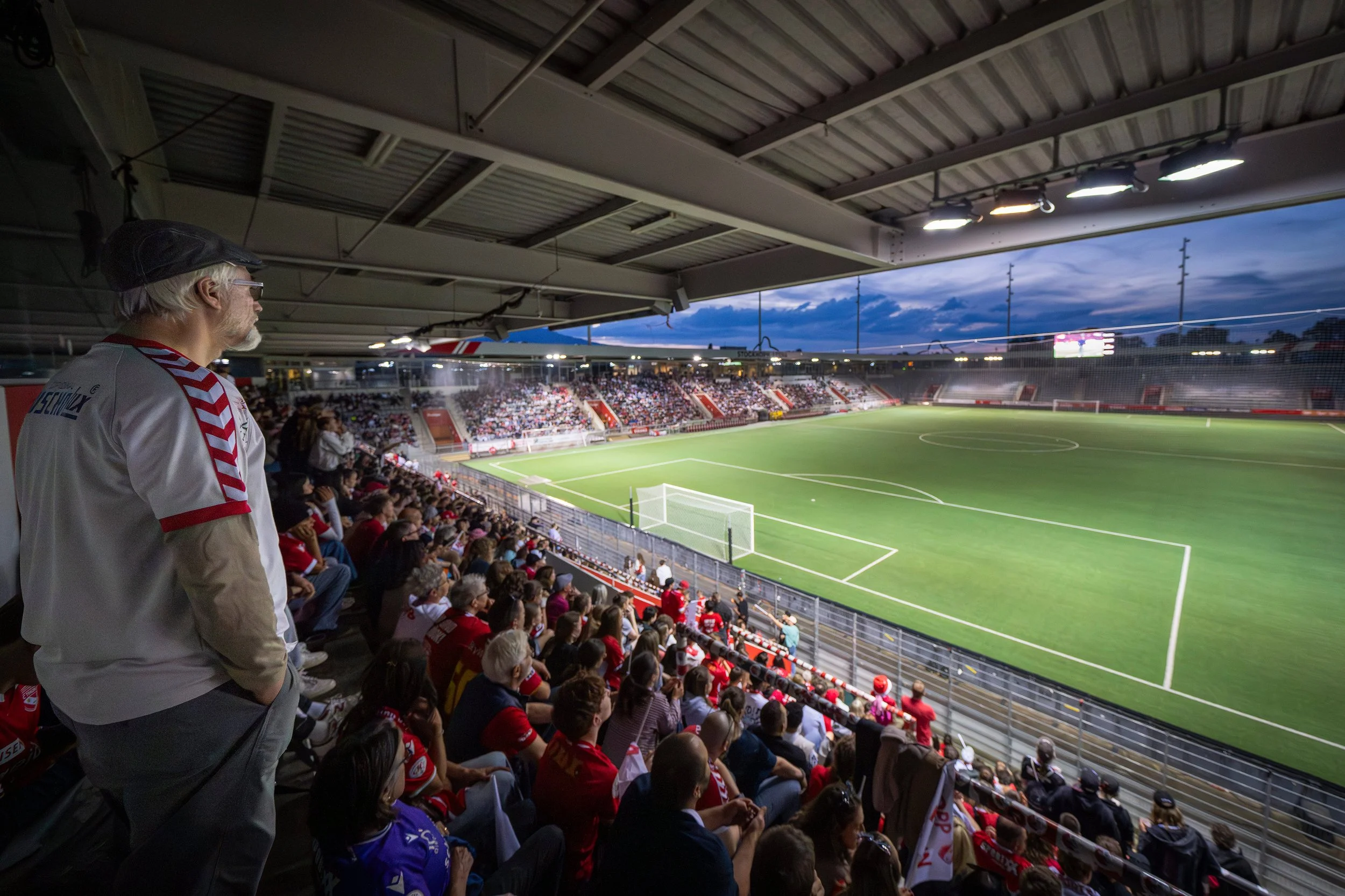 Buchli_Fotografie_Public Viewing in der Stockhorn-Arena  FC Basel - Fc Thun_A1100148.jpg