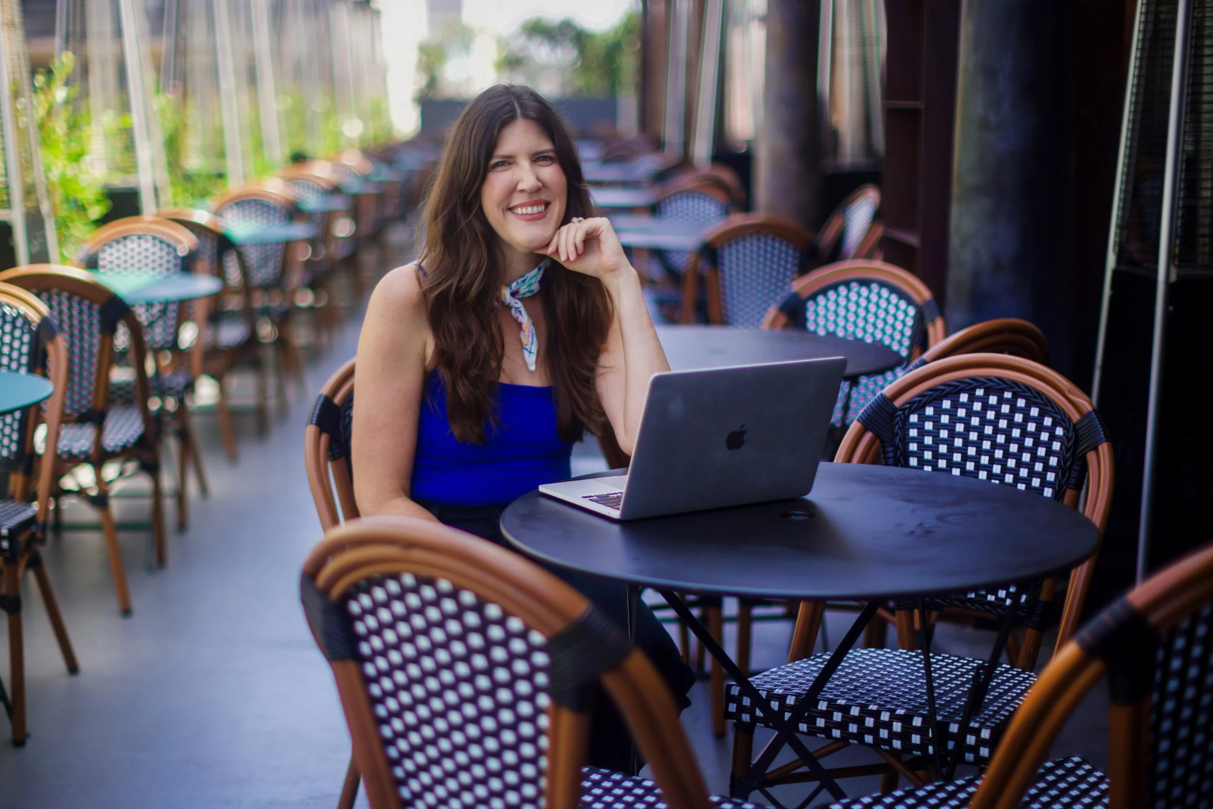 arestia-rosenberg-cafe-smiling.jpg