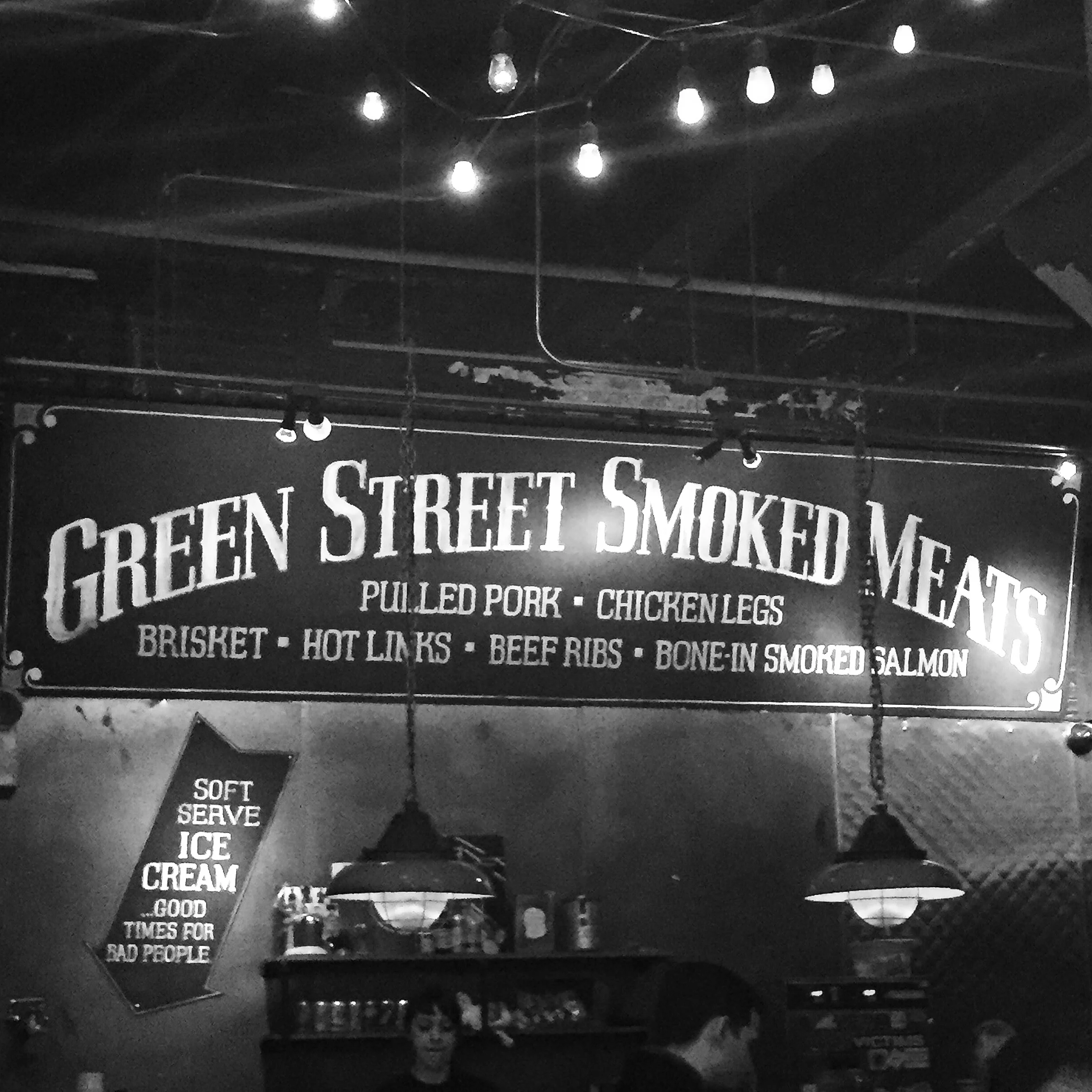 MMB Smoker Review: Green Street Smoke