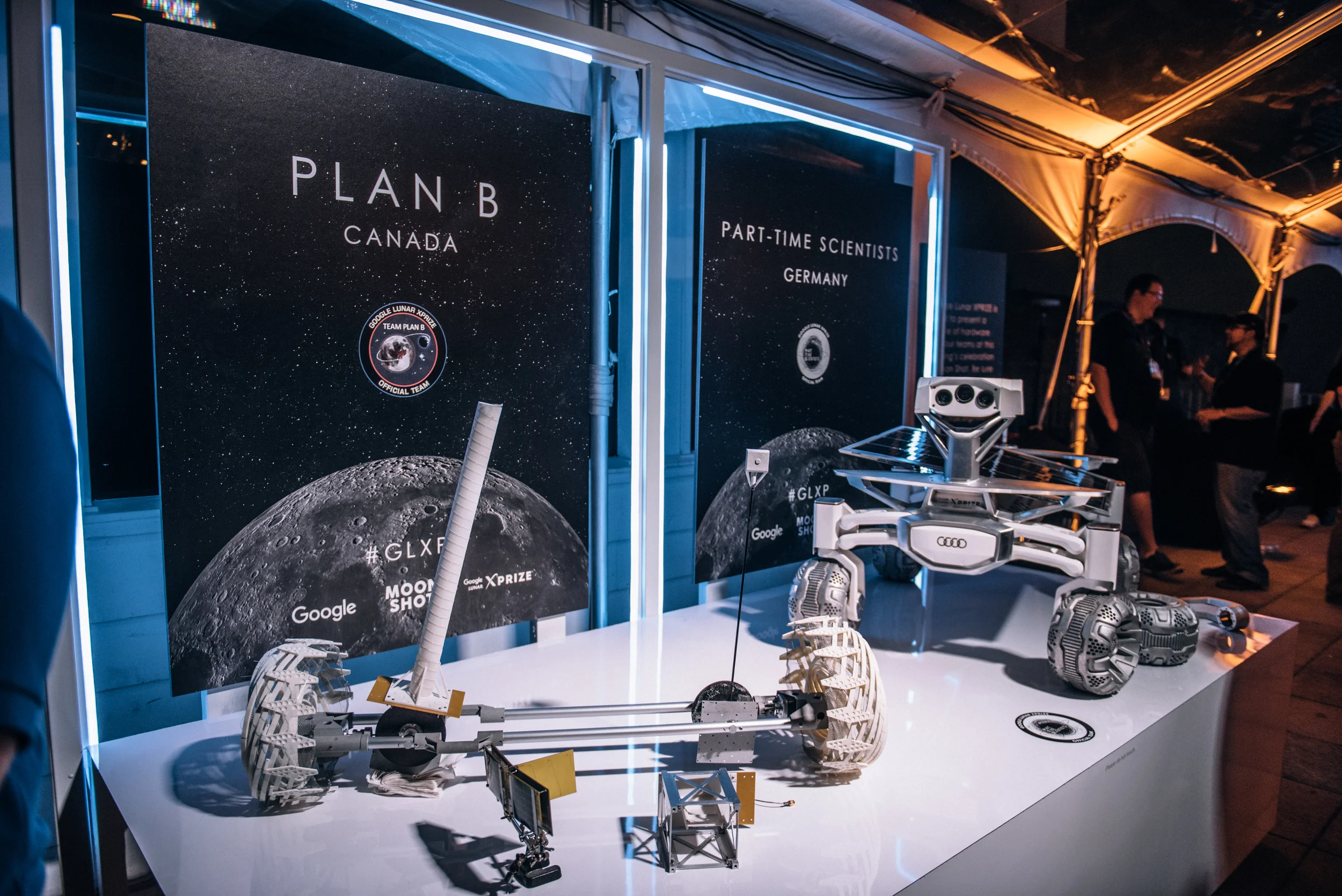 JACKIELEE_GOOGLE_MOONSHOT_31416-130 (1).jpg