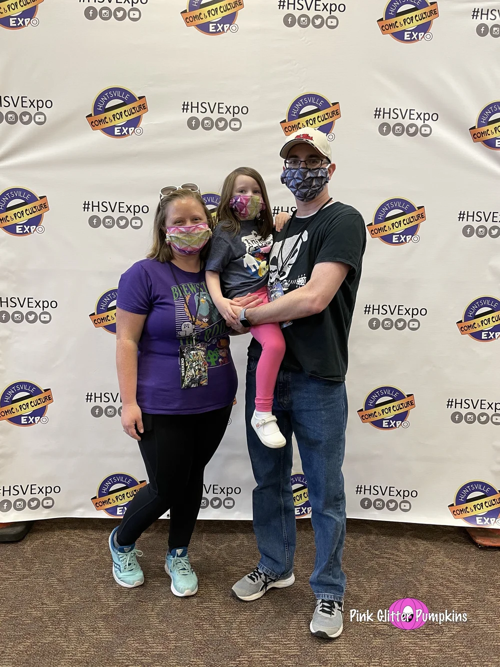 Huntsville Comic And Pop Culture Expo 2021 Pink Glitter Pumpkins Huntsville Comic And Pop Culture Expo 2021 Pink Glitter Pumpkins
