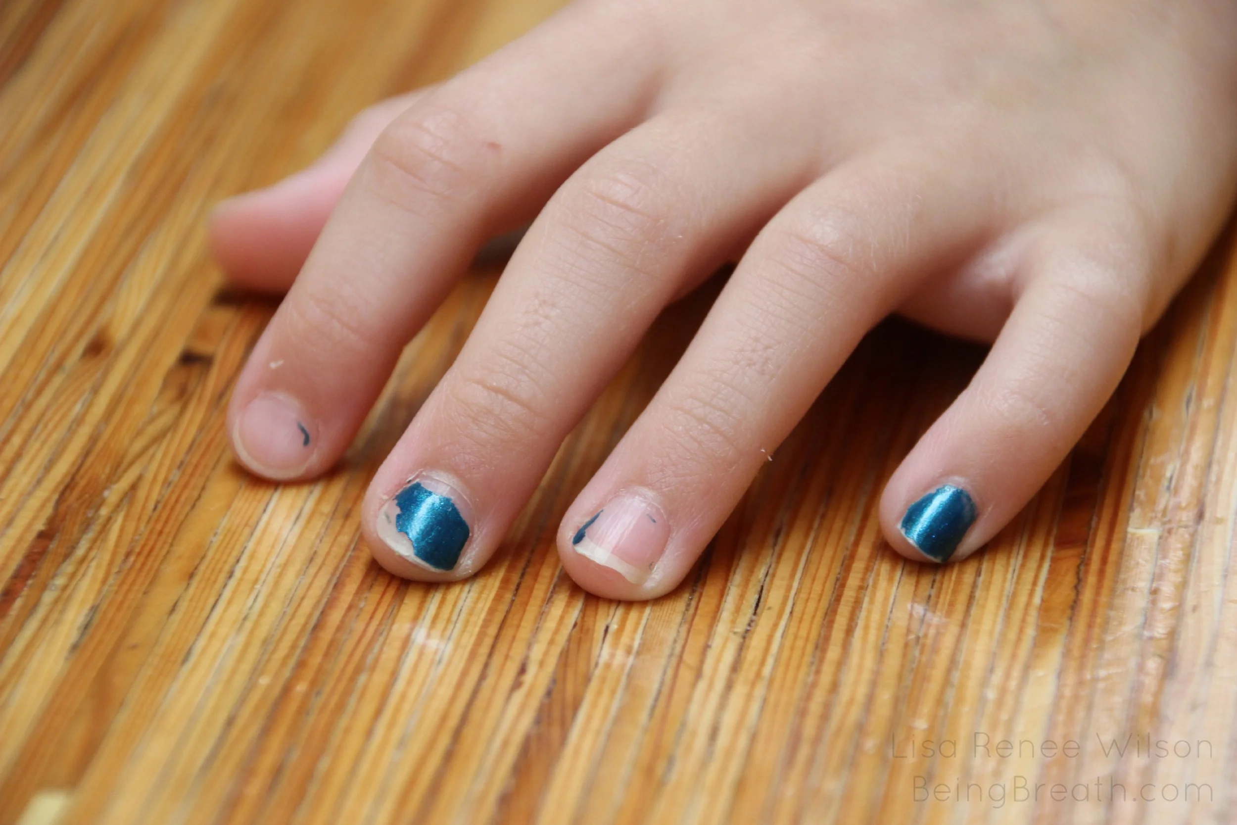 Blog_IMG_4710_Fingernails.jpg
