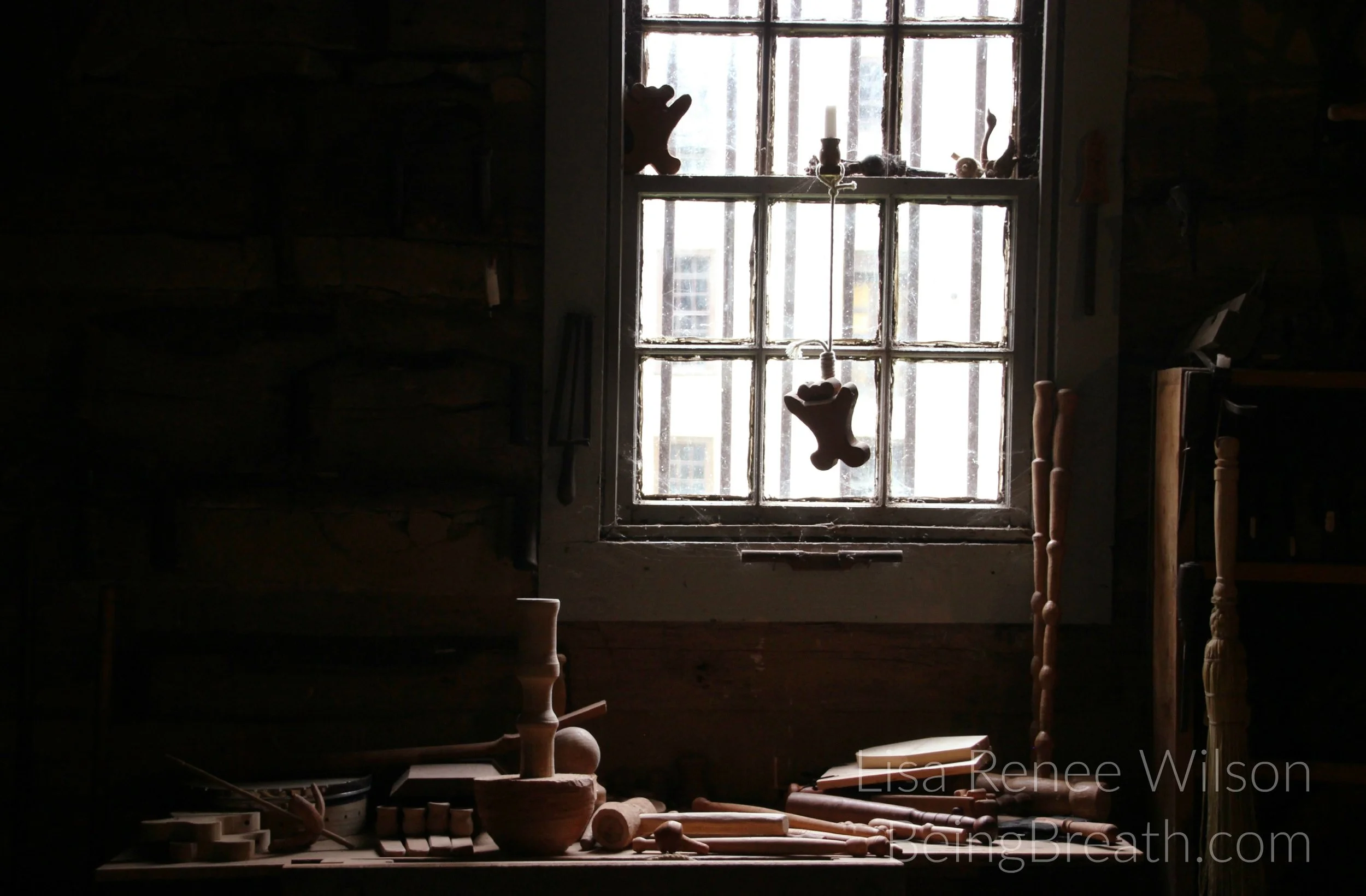 Art_Photo_WM_IMG_0896_WorkshopWindow.jpg