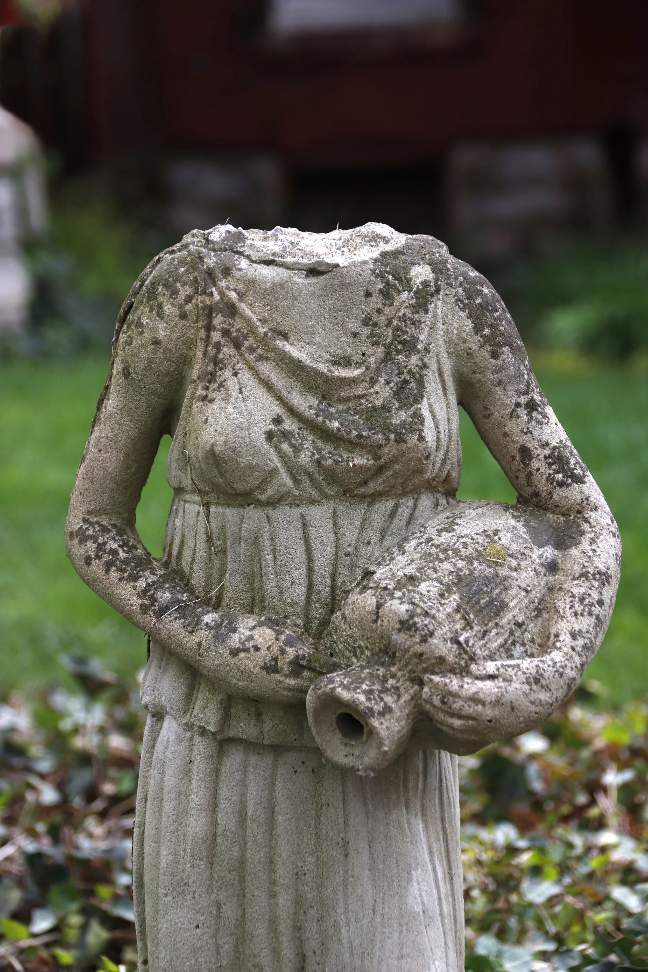 headless statue_2018_04_22_0577 (1).jpg