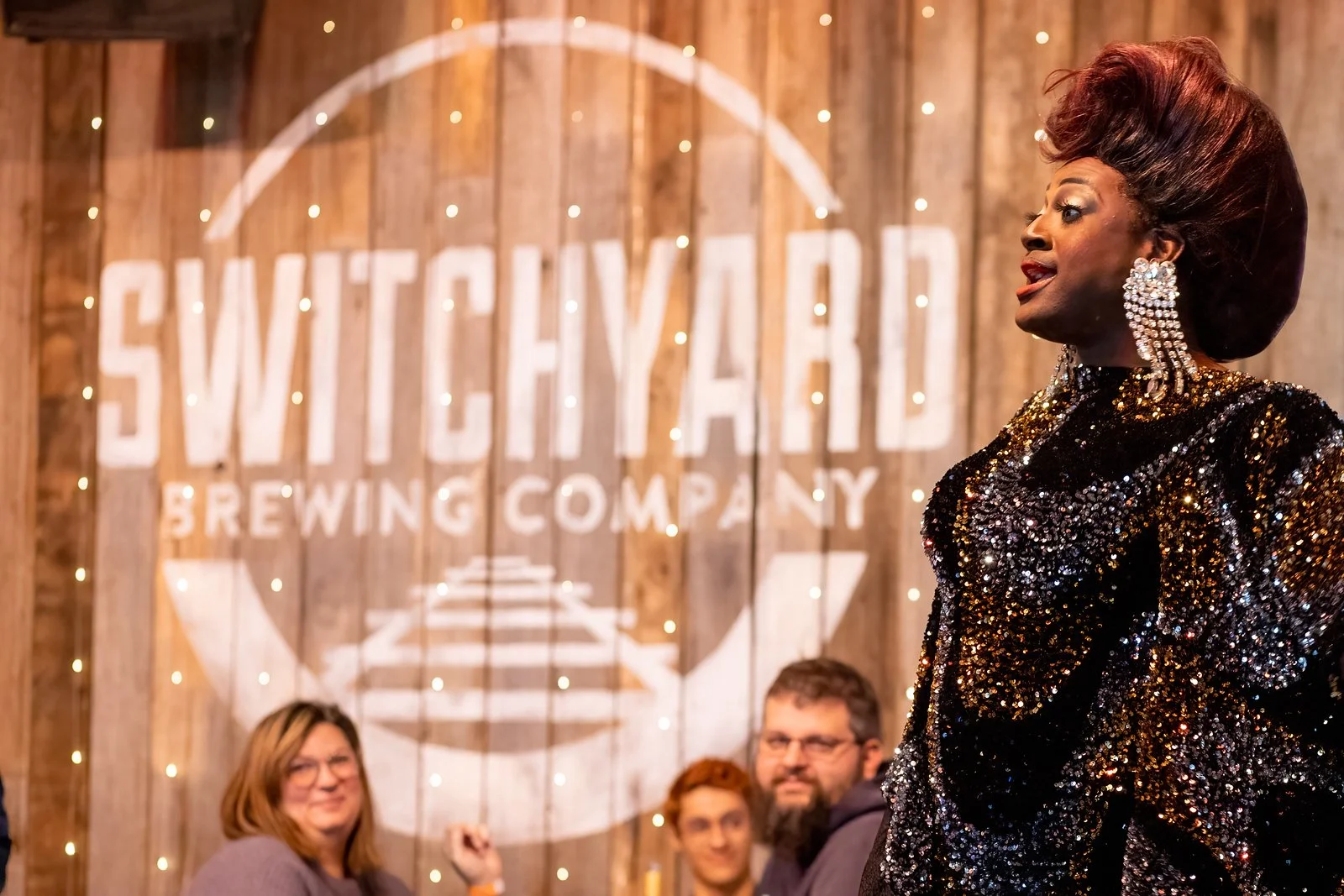 221211-DragBrunch-9934-Edit.jpg