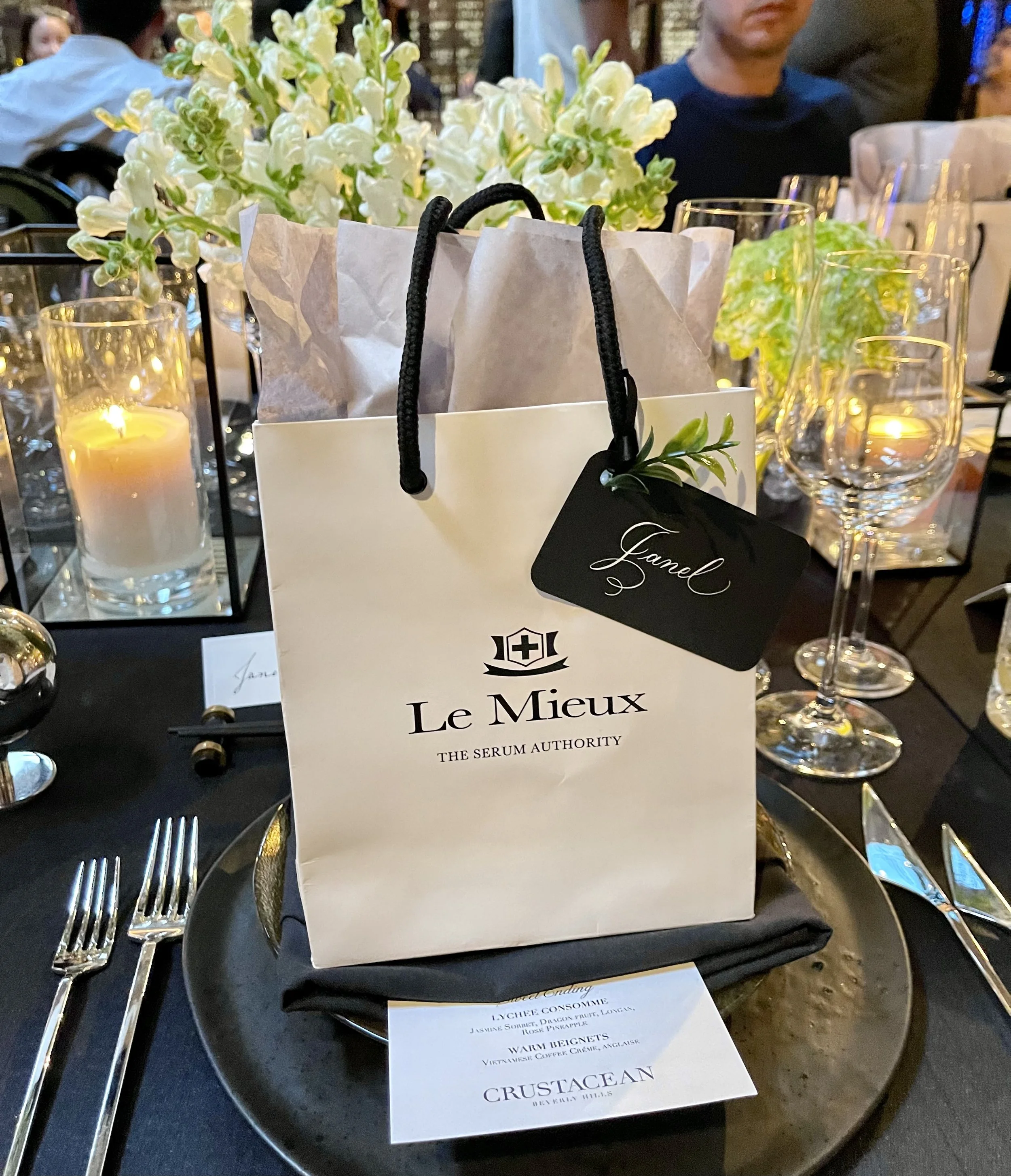 Los Angeles hand written calligraphy place cards