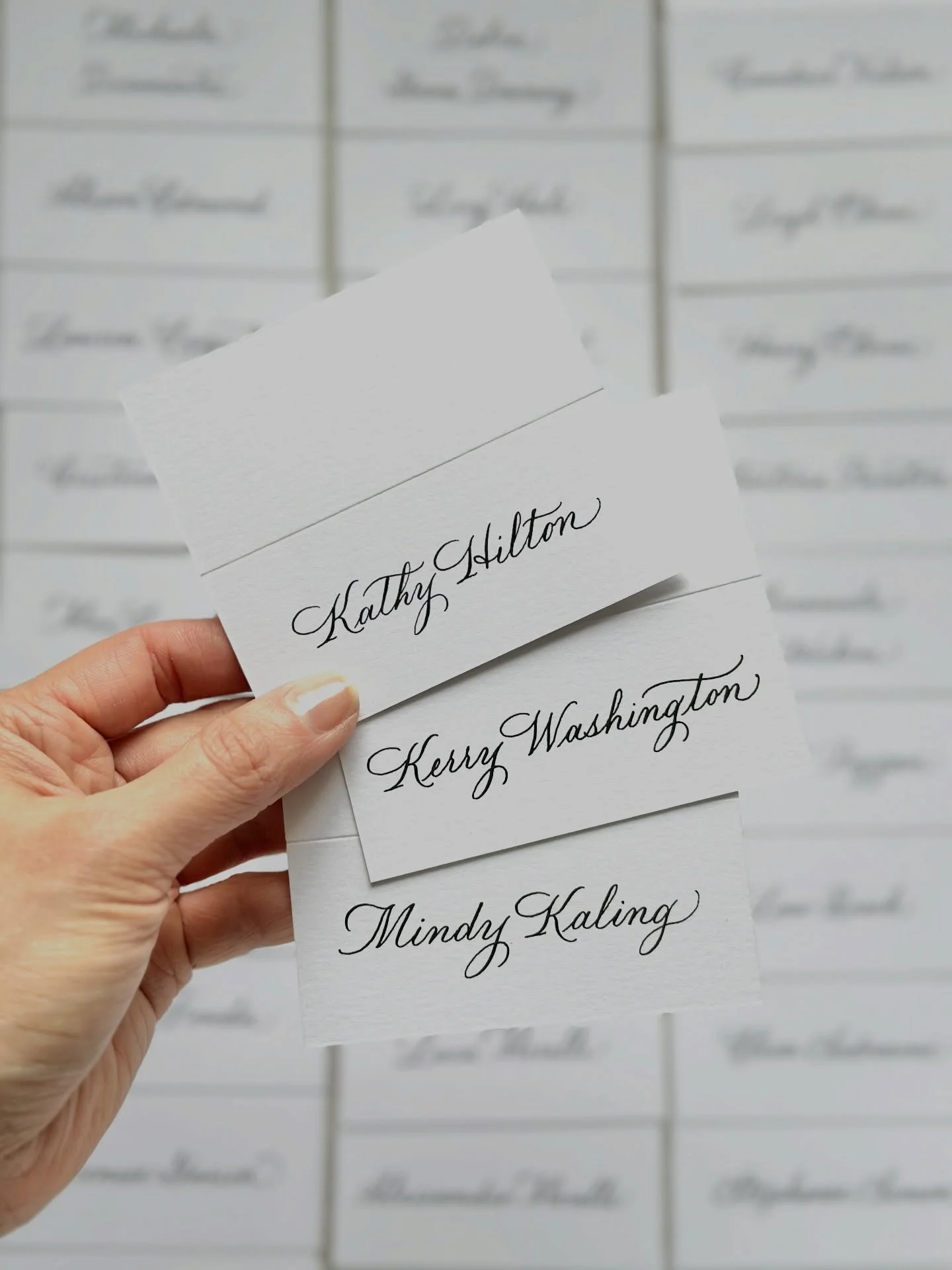 Doing what I do a lot of&hellip; writing guest names with traditional calligraphy on place cards. ✒️ Place cards for a star studded event with Pomellato. 

#losangelescalligrapher #placecards #pointedpencalligraphy #eventdetails #calligraphy