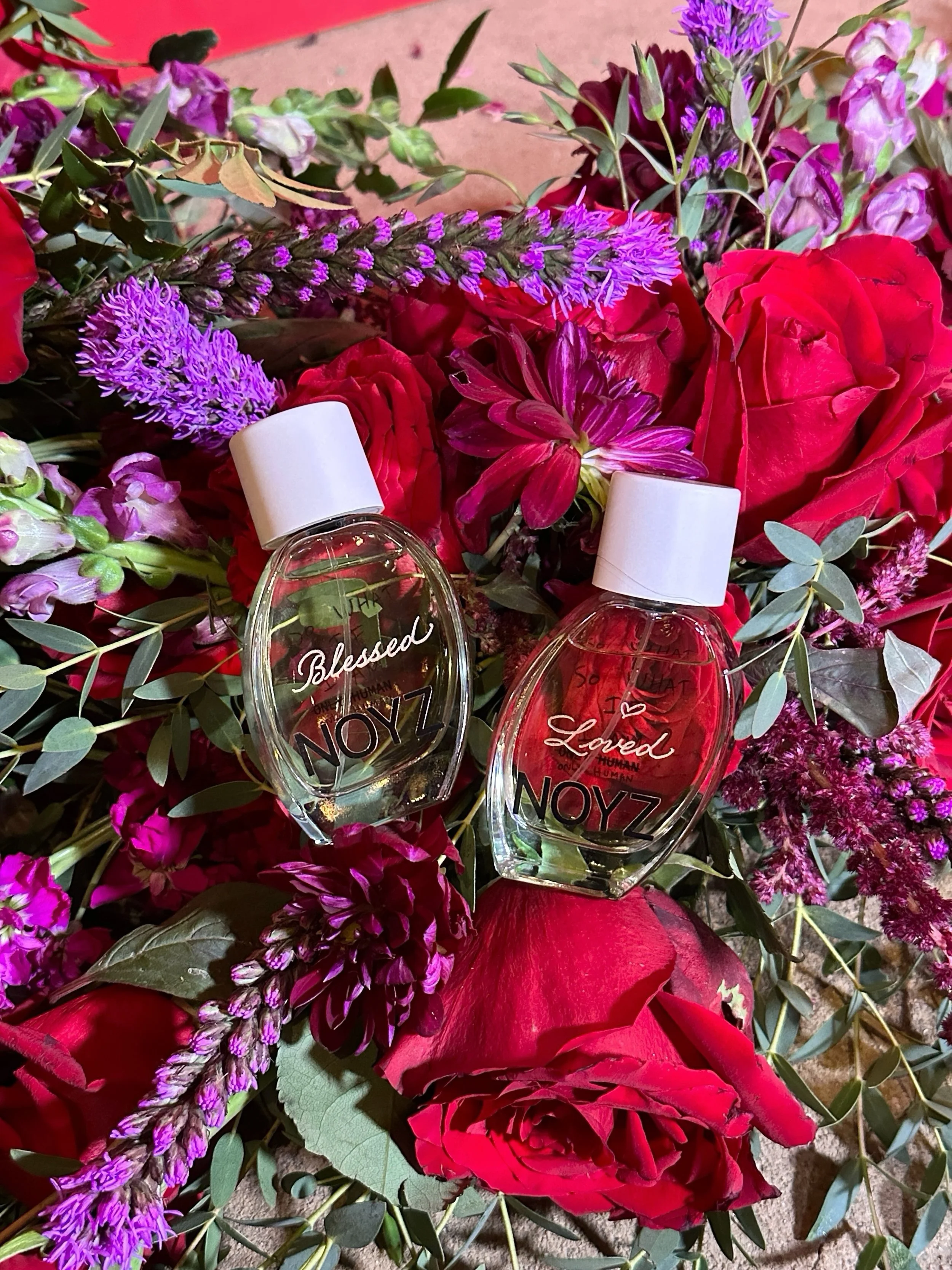 Honored to partner with @noyz_official to personalize 140 fragrances for @latinasinbeautyofficial for their Legacy&rsquo;s Builders Dinner at Calamigos Ranch, Malibu. &hearts;️

#losangelescalligrapher #losangelesengraver #eventscalligrapher #brandac