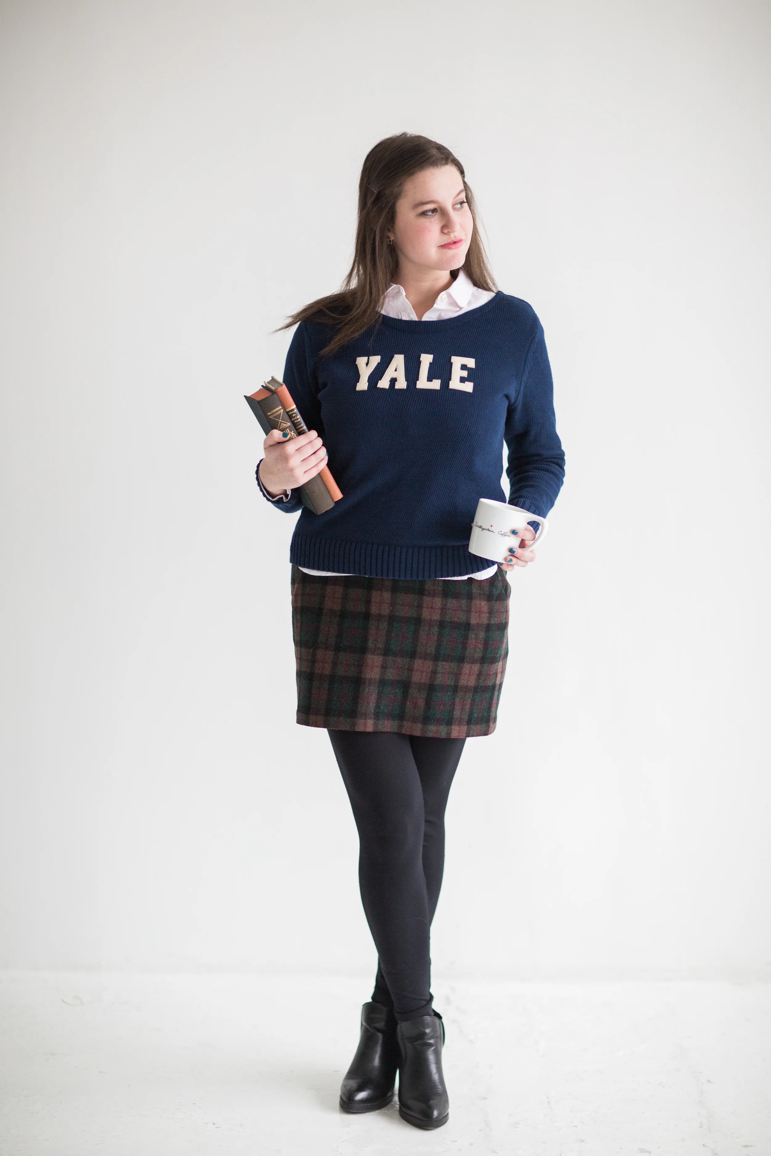 yale sweatshirt womens
