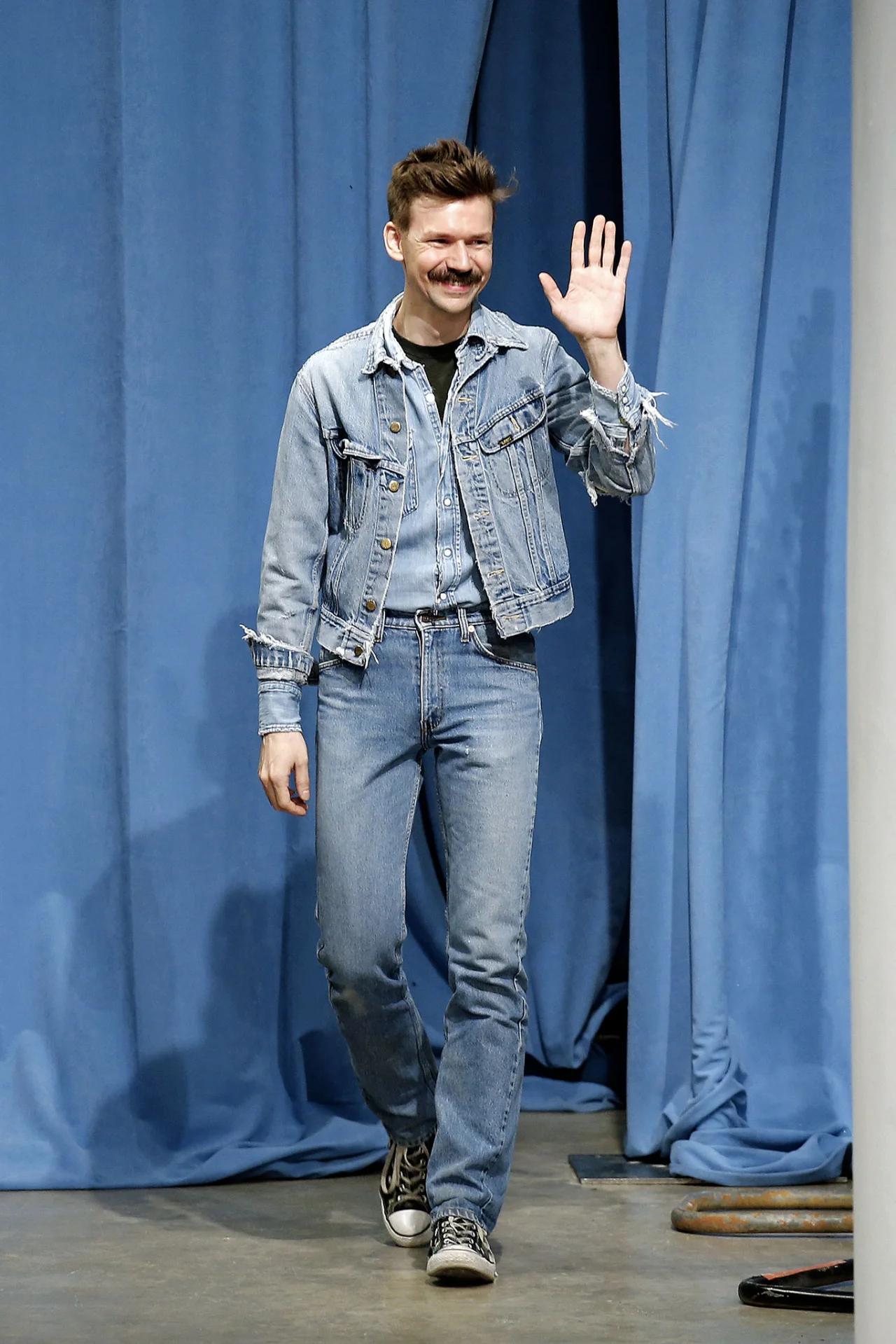 Adam Selman rocking triple denim!! Love it!!! Check out this awesome vintage dress available at http://www.lauralana.com.au/shop/stone-wash-button-through-denim-dress