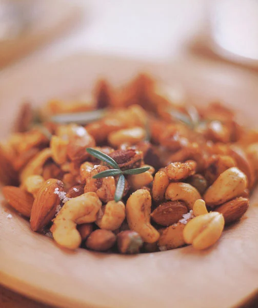 cocktailsnuts copy.jpg