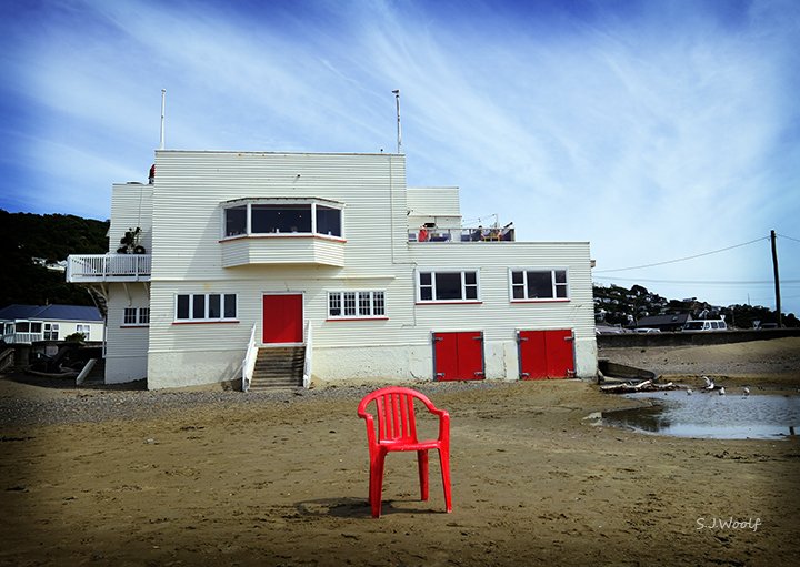The Red Chair Lyall Bay DSCF6316.jpg
