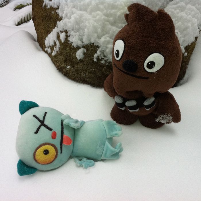The dead cat was a prototype piece from a few years back... but it seemed funny to add him in for this pic.