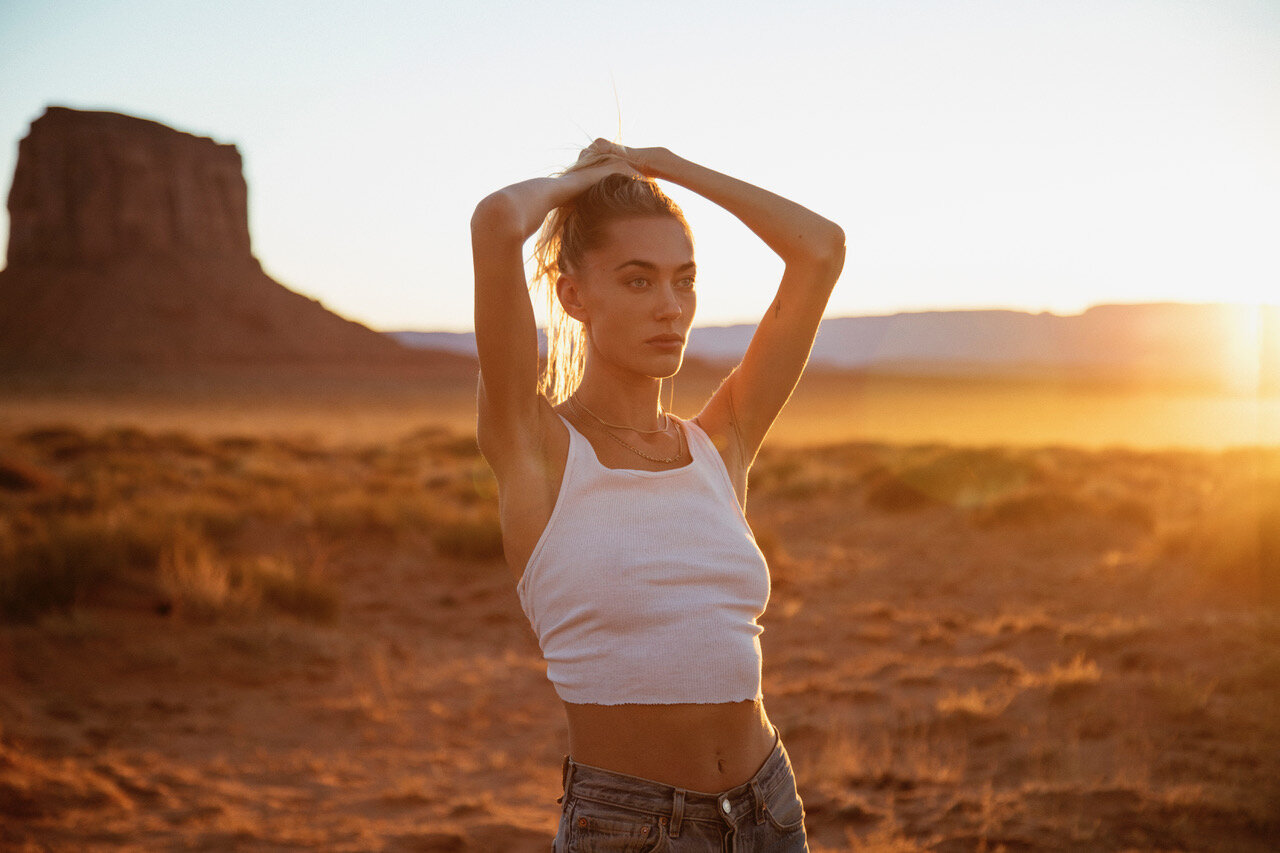 Amanda Monument Valley-8731B.jpeg