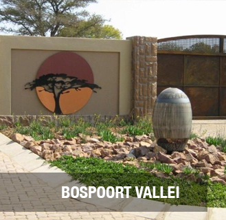  BOSPOORT VALLEI. Brand new home in a secure and luxurious development. 3 Bedrooms, 2 bathrooms, main en-suite with walk-in dresser, large open plan living areas and kitchen with granite tops, scullery and built-in cupboards. Double garage with tiled