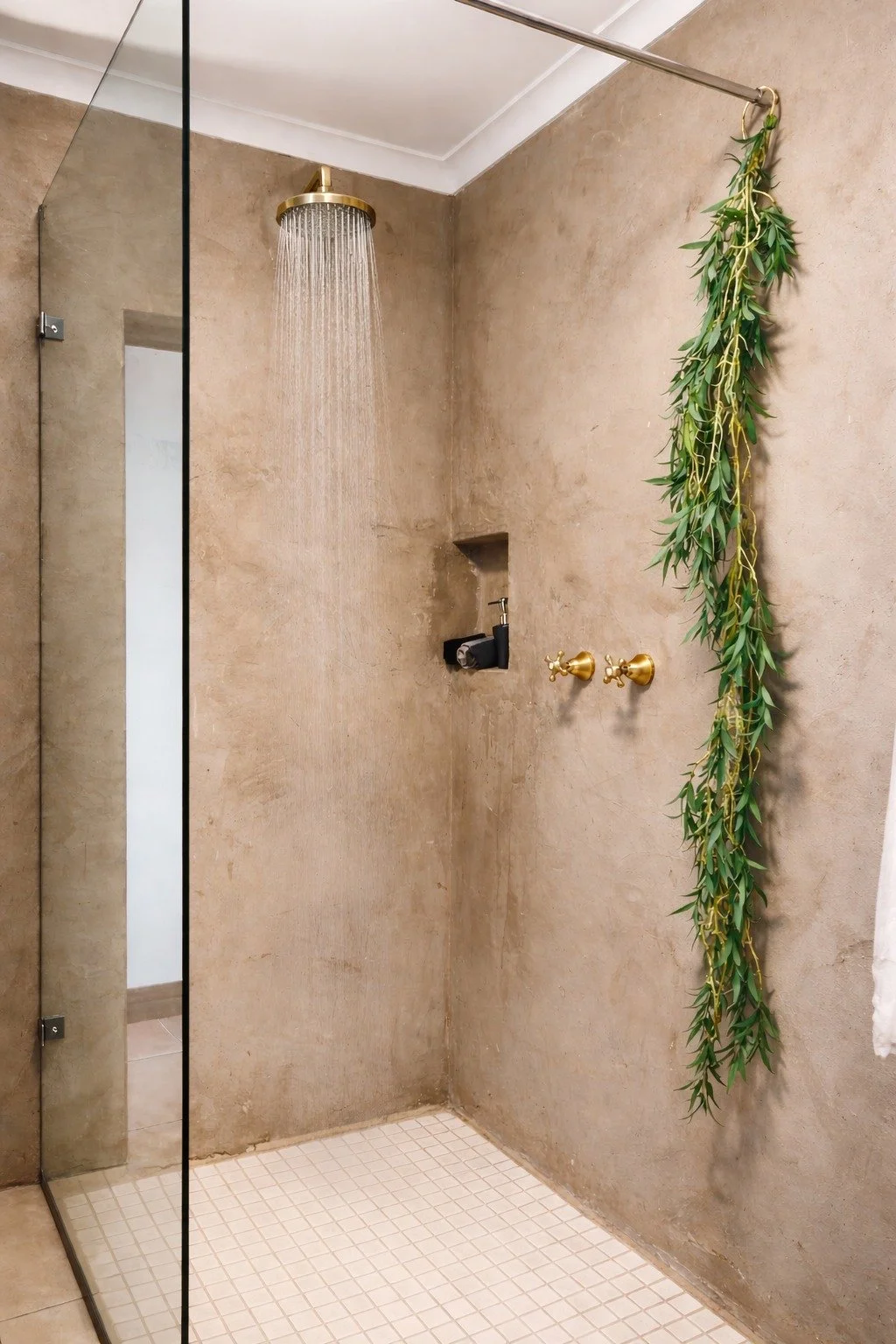 WhatsApp Image 2026-04-08 at 15.08.48 (16).jpeg