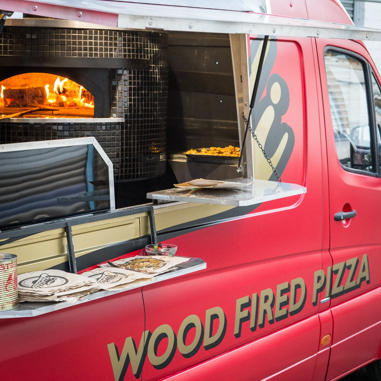 Wood Powered Pizza Ovens From Fundi Pizza