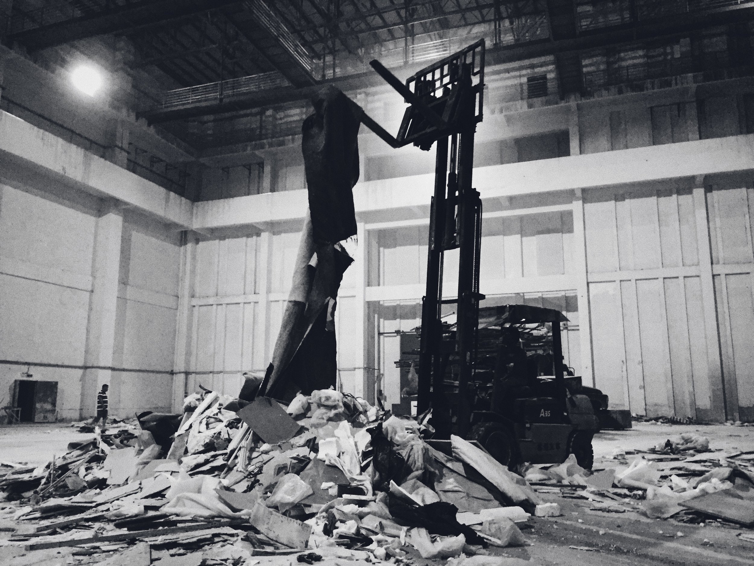 Clearing out the last remainings of the sets