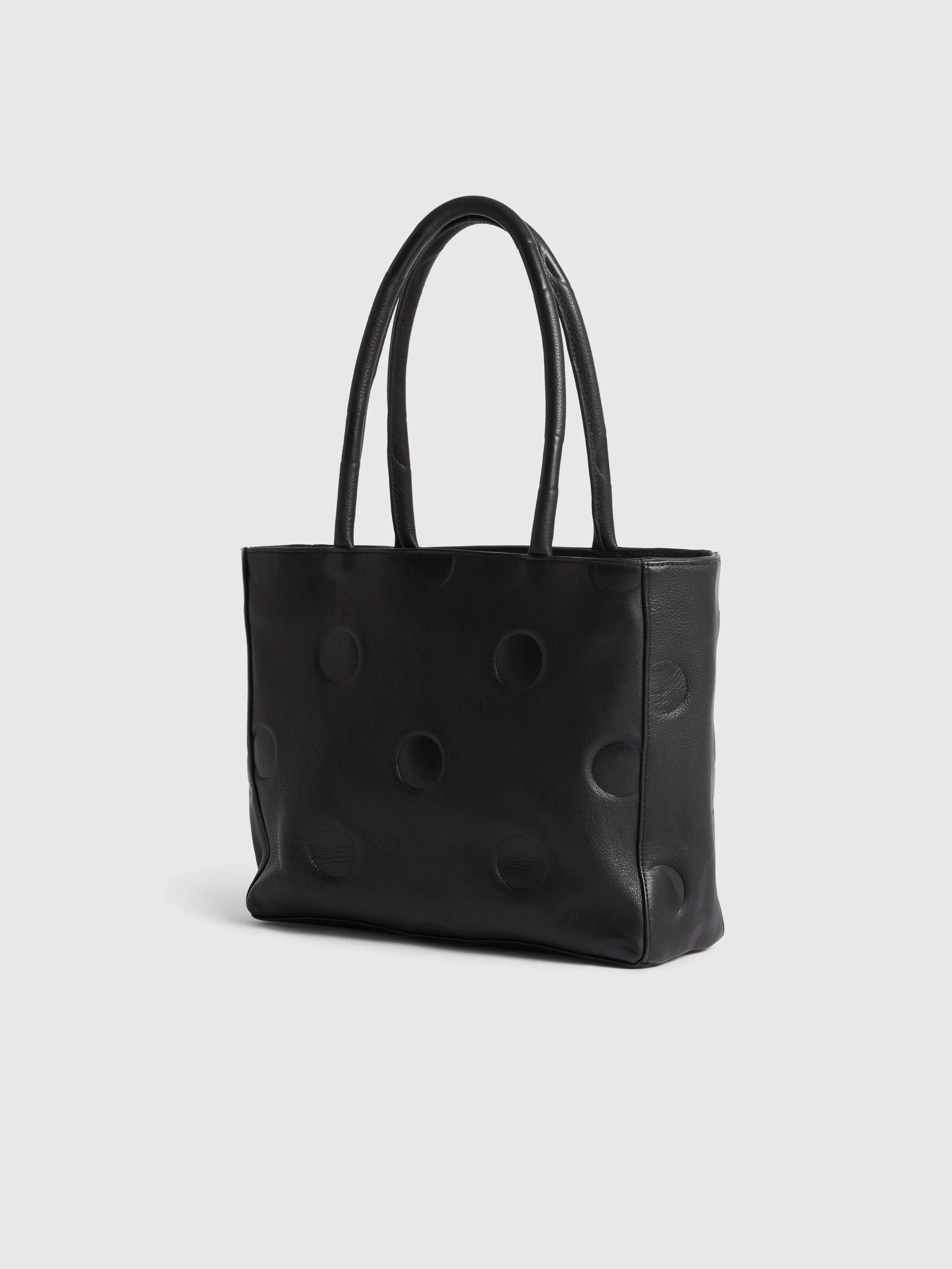 SMALL MARIA BLACK_02.jpg