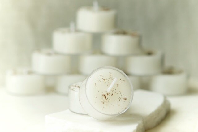 Clove-tealight.jpeg