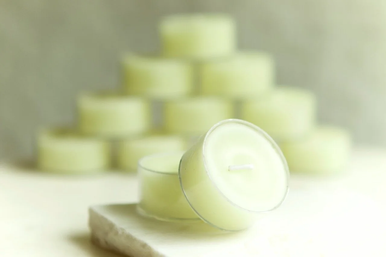 Jasmine-tealight.jpeg
