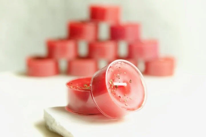 Red Currant-tealight.jpeg