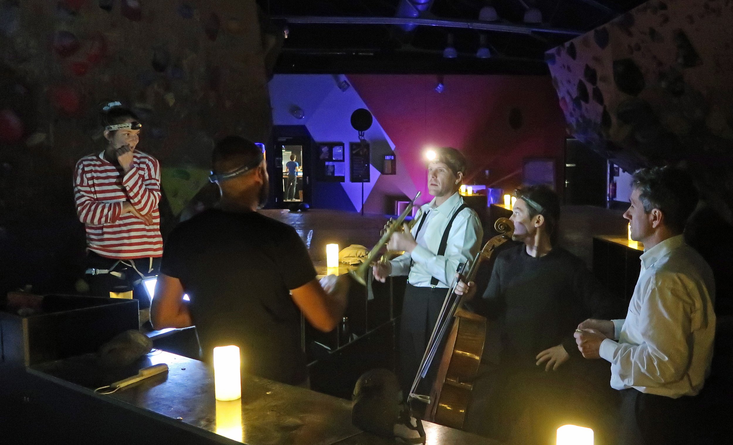 Nachtkonzert Boulderhalle Minimum, Zürich