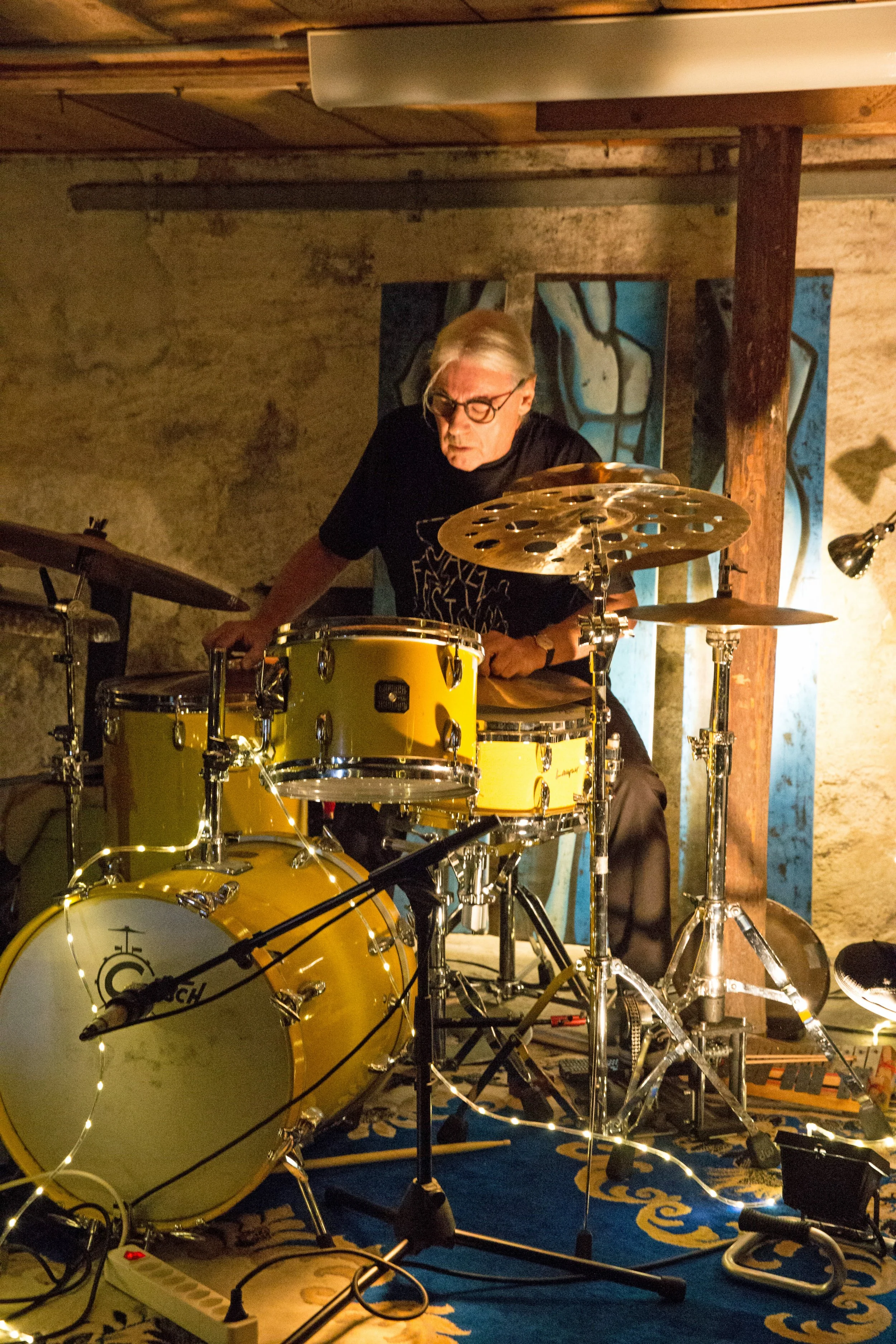 Fredy Studer (* 16. Juni 1948 in Luzern; † 22. August 2022) 