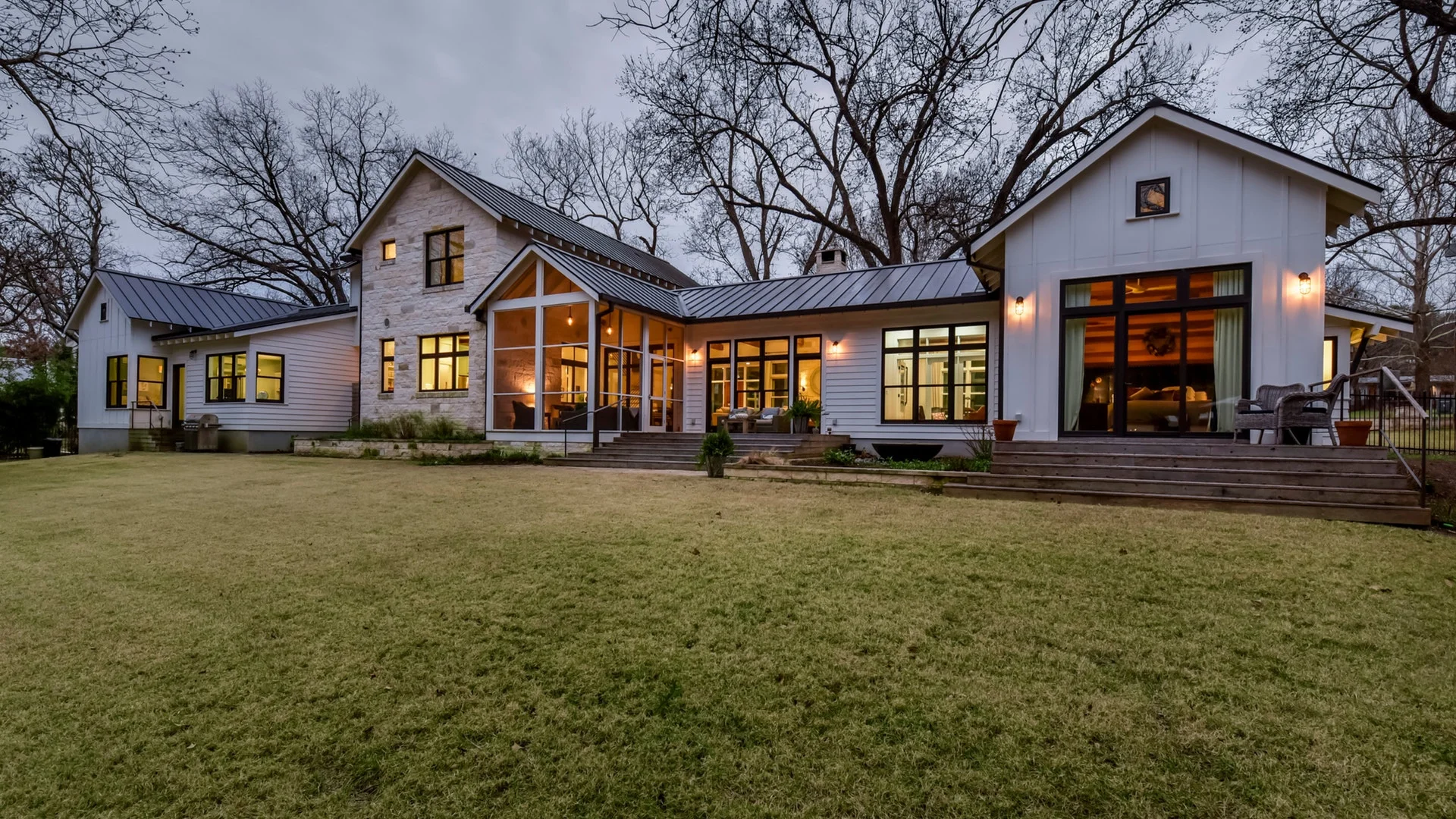 fhd_3120 Edgewater Dr 55_7201305.jpg