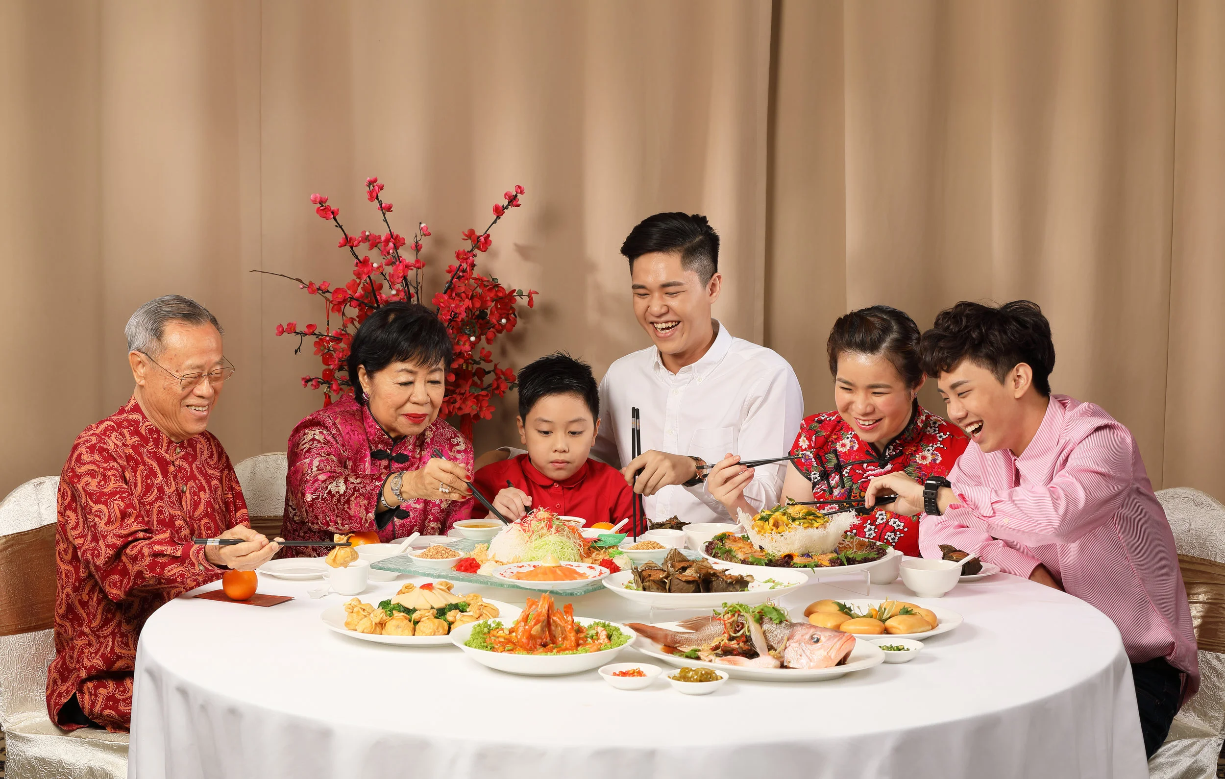 Family Group 01.jpg