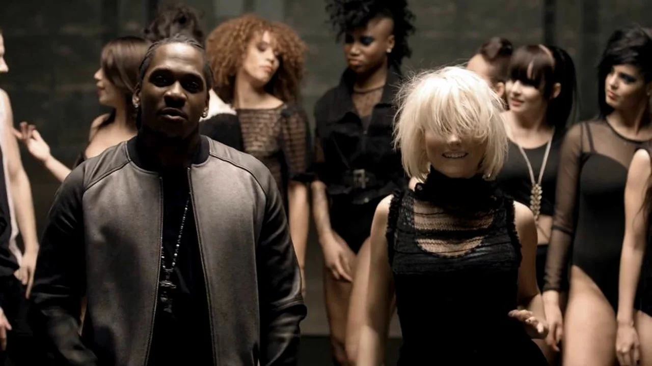 Pixie Lott - What Do You Take Me For 