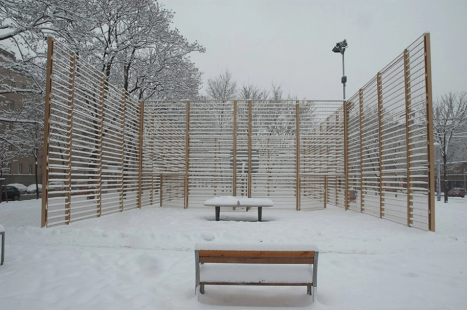All that glisters is not gold, 2010