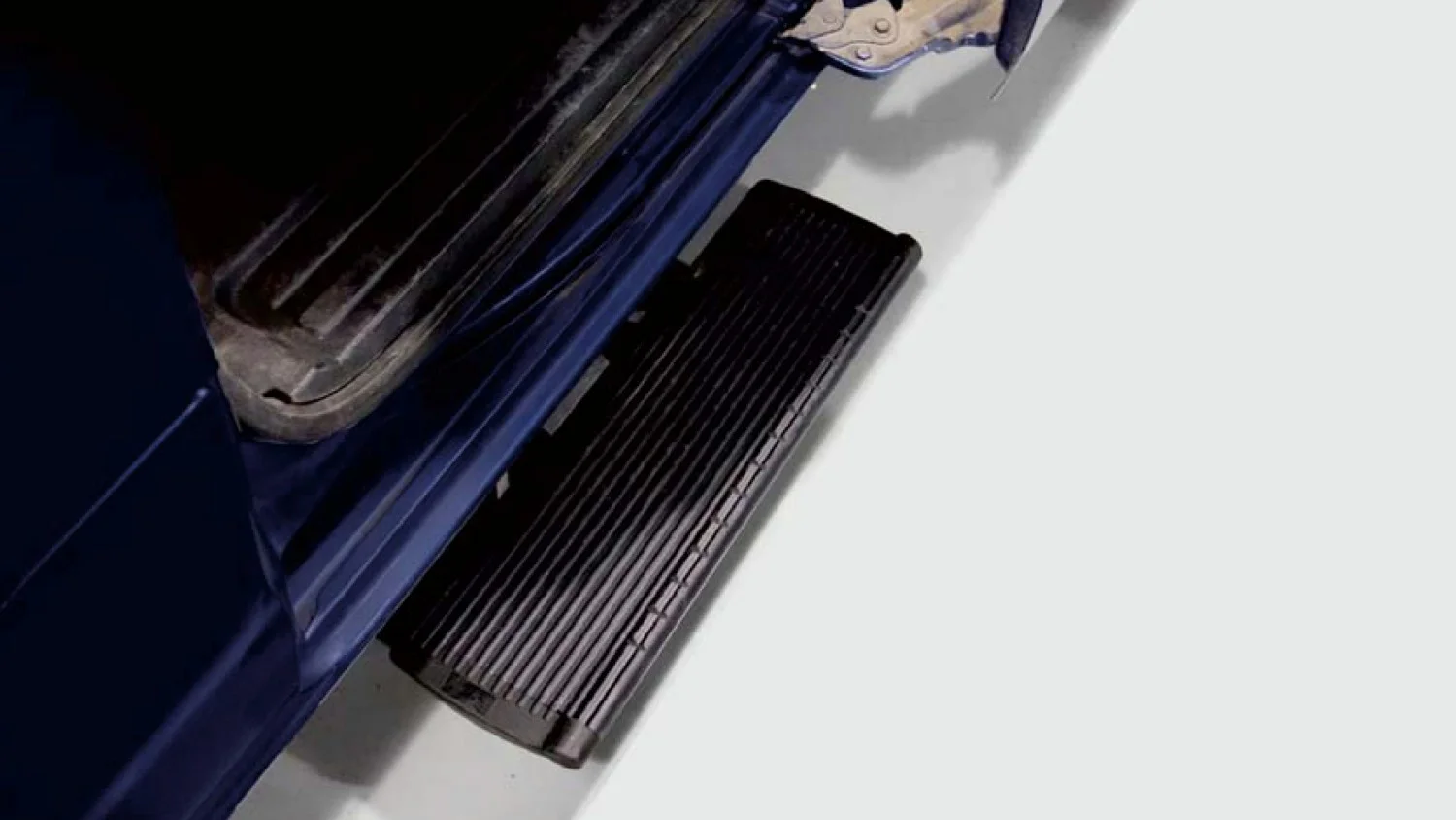 T-MAX Trittstufe E-BOARD 08.jpg