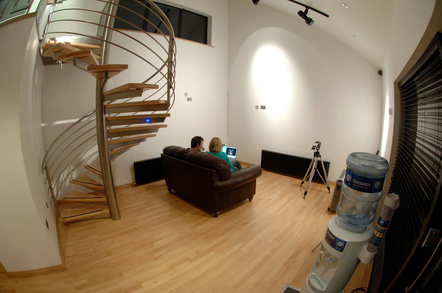studio-gallery-area-rory-kellett-photography.jpg