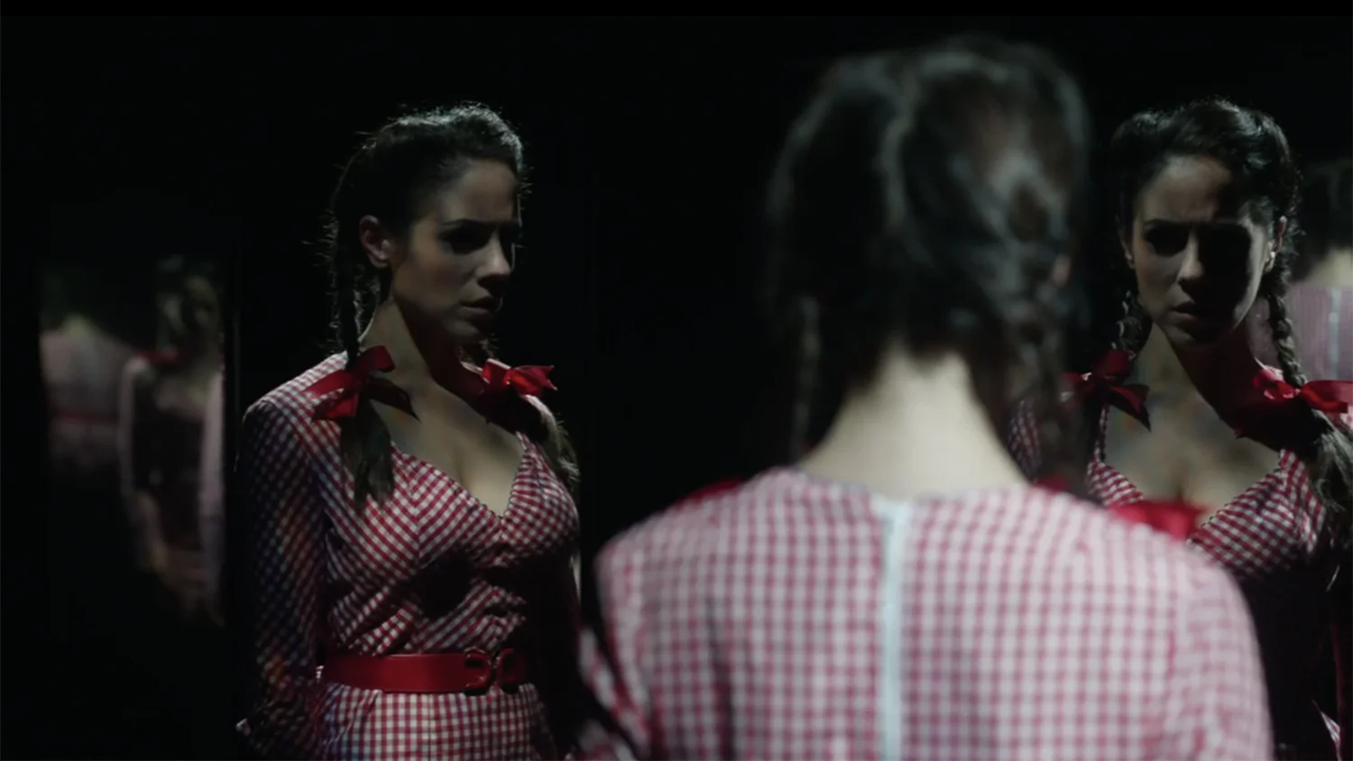 LG514_MirrorMaze copy.jpg