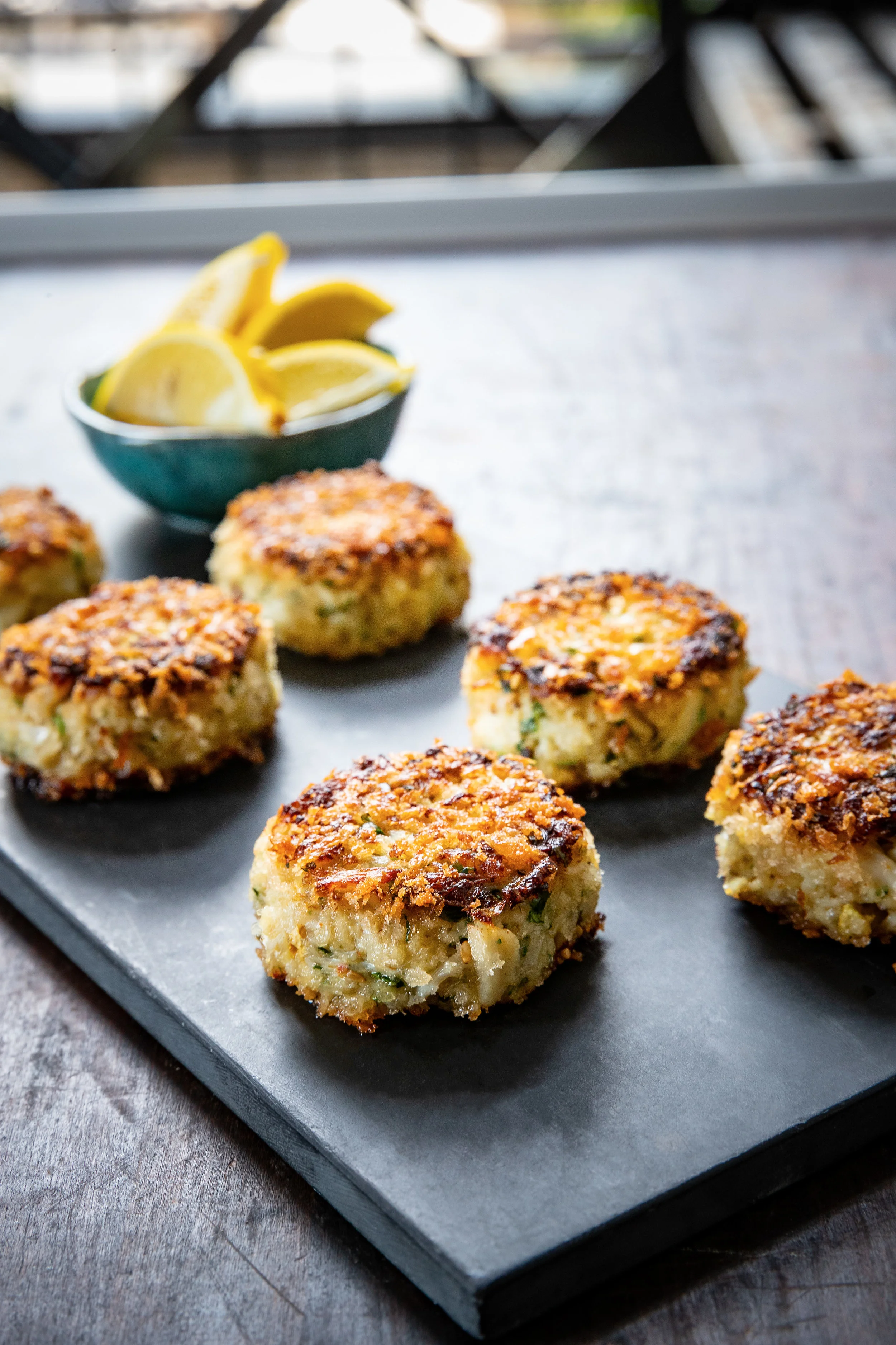 2018_LiorBook_CrabCake_0019_a.jpg