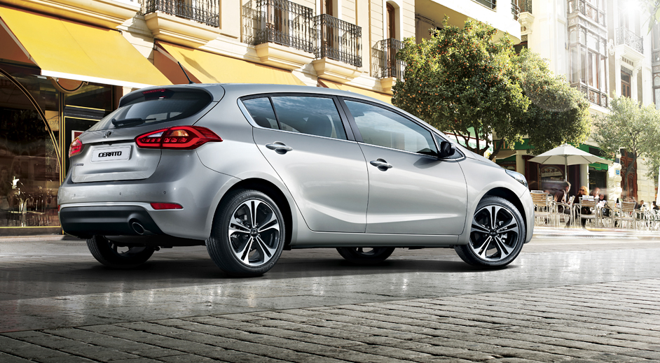 02-Kia-Cerato-5door-exterior.jpg