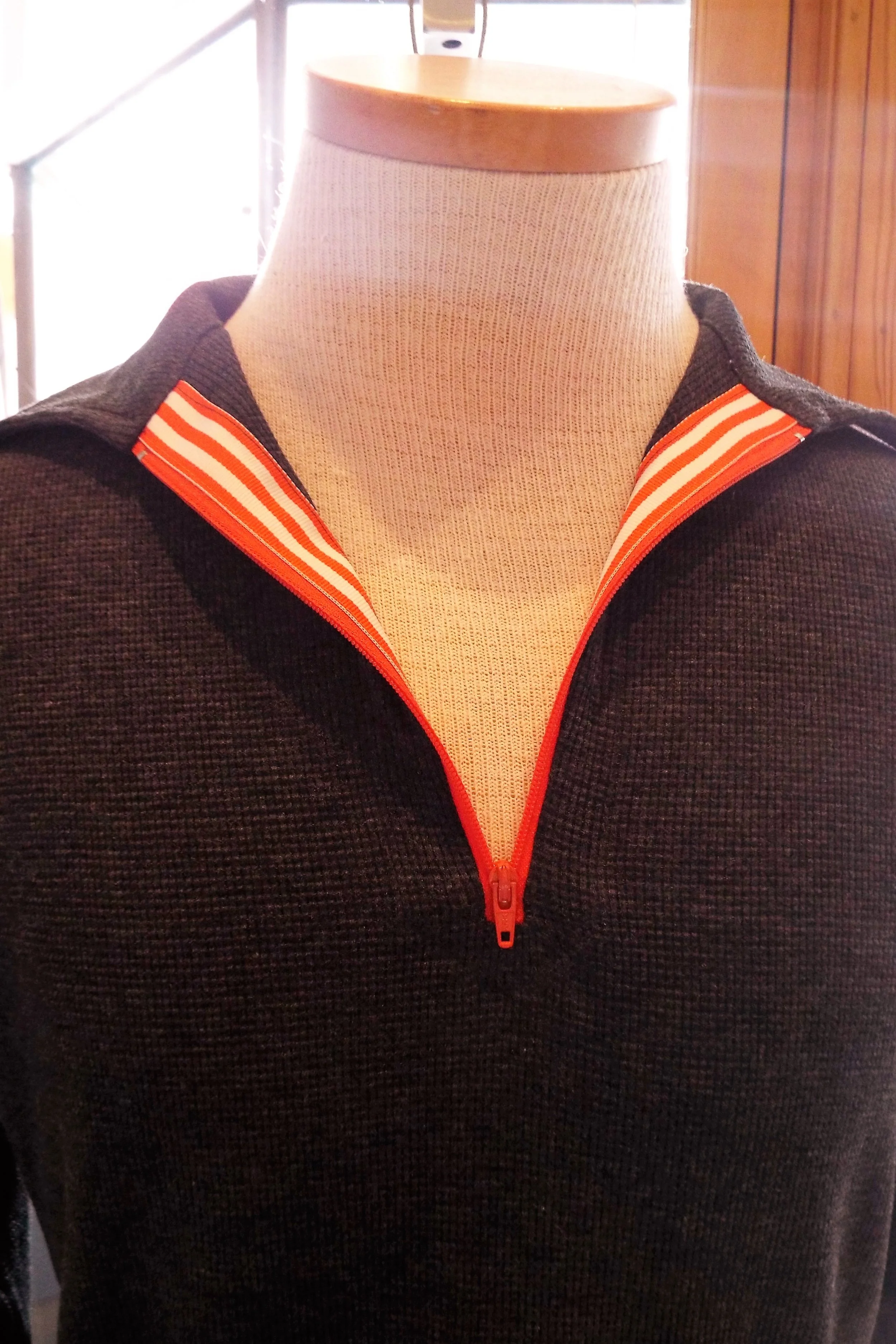 long sleeve zippy in charcoal