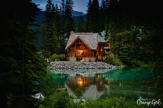 Weddings-at-Emerald-Lake-Lodge-in-the-Rockies-Photo_by_Orange_Girl-0004.jpg