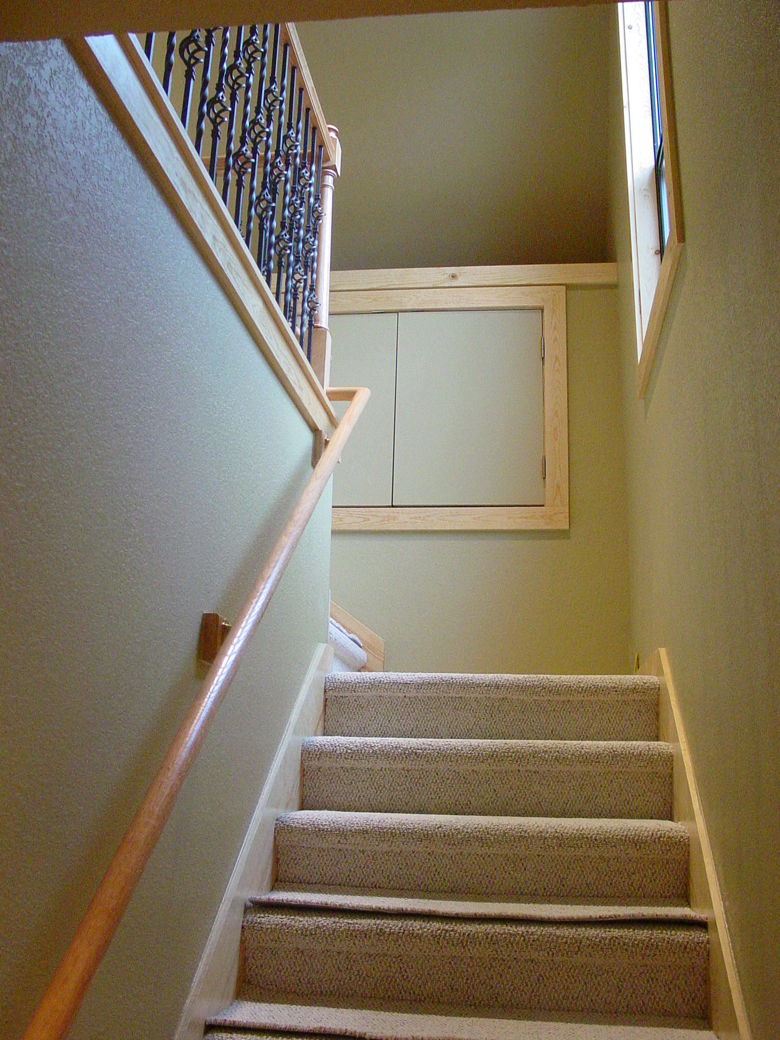 4802 WB - Interior, Complete,stairs.jpg