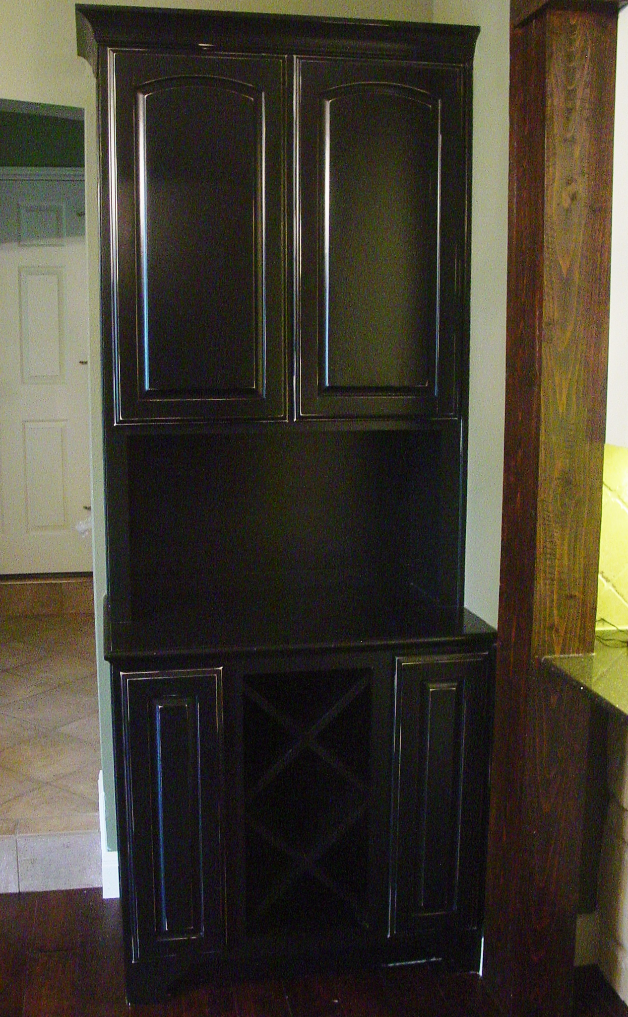 13205 CH - COMPLETE, Breakfast Cabinet.JPG