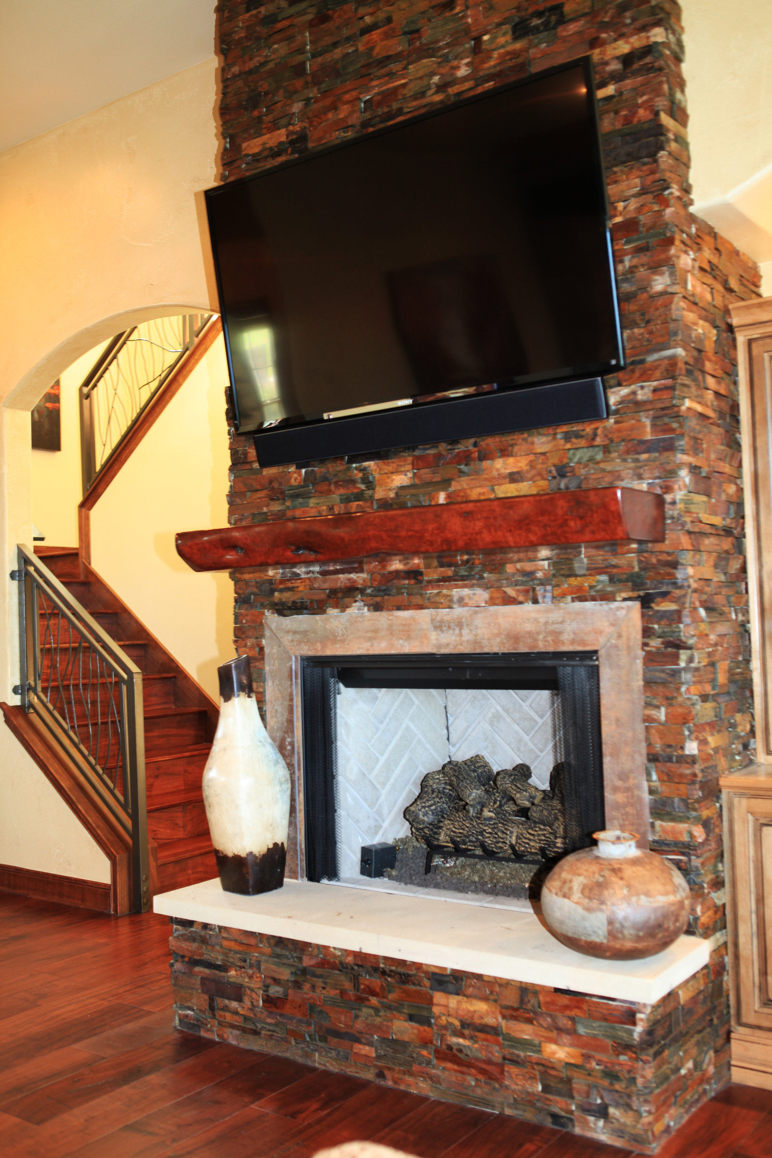 Waterside_Drive - FIREPLACE.JPG