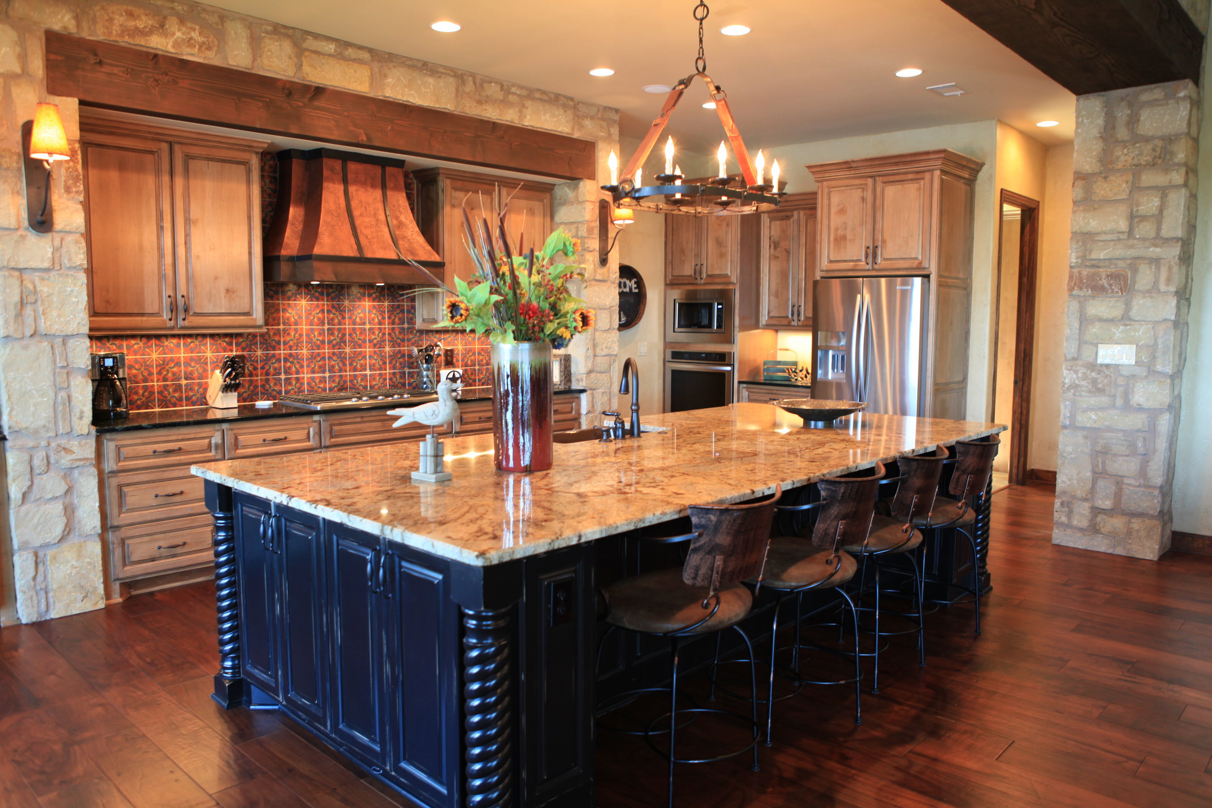 Waterside_Drive - KITCHEN 3.JPG