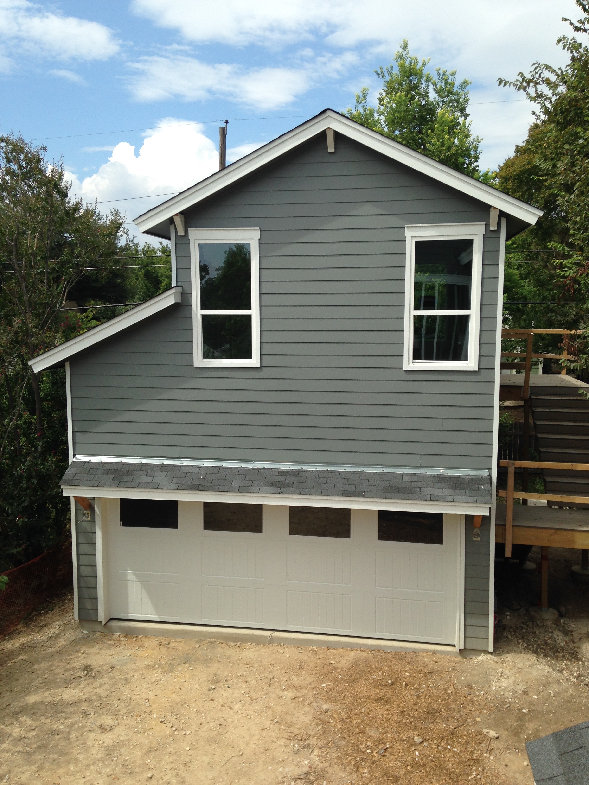 4204 RA, EXTERIOR, Garage-Apt, 75%.jpg