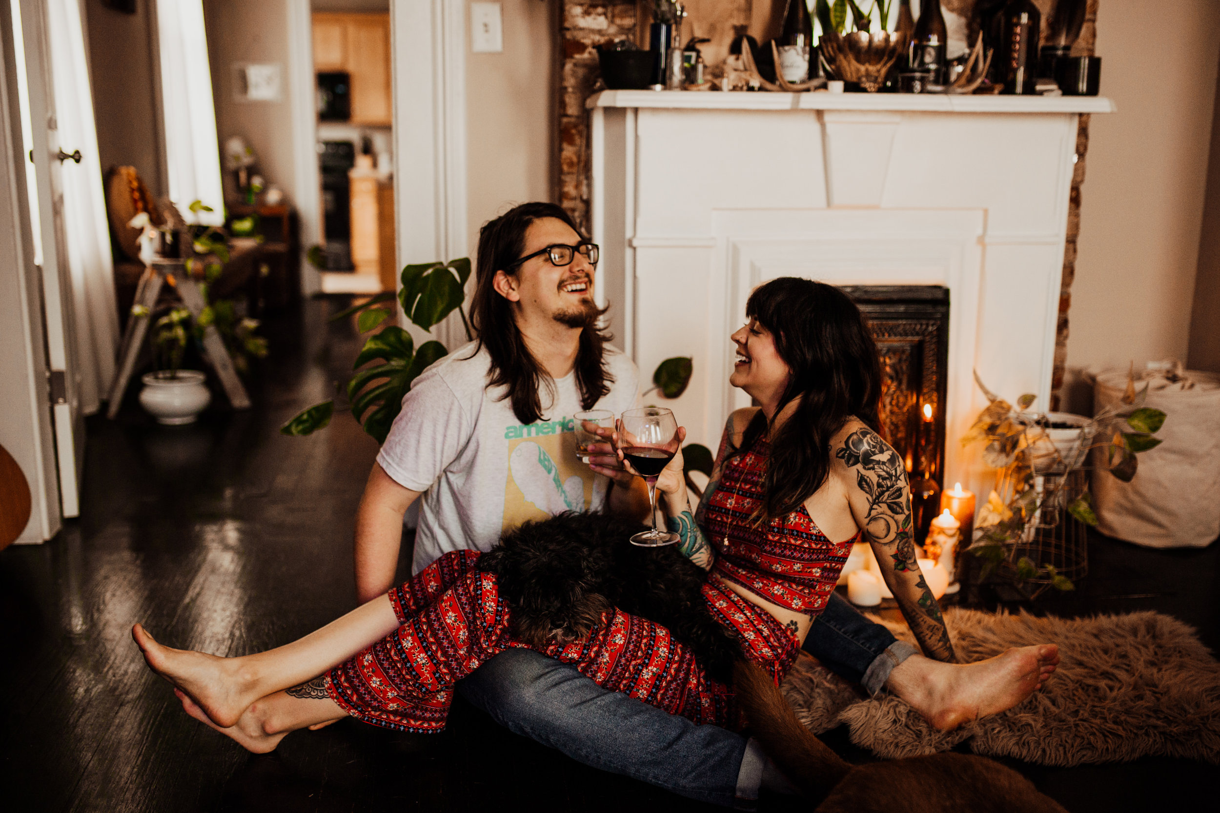 louisville-photographer-engagement-photos-in-home-session-kentucky (53 of 73).jpg