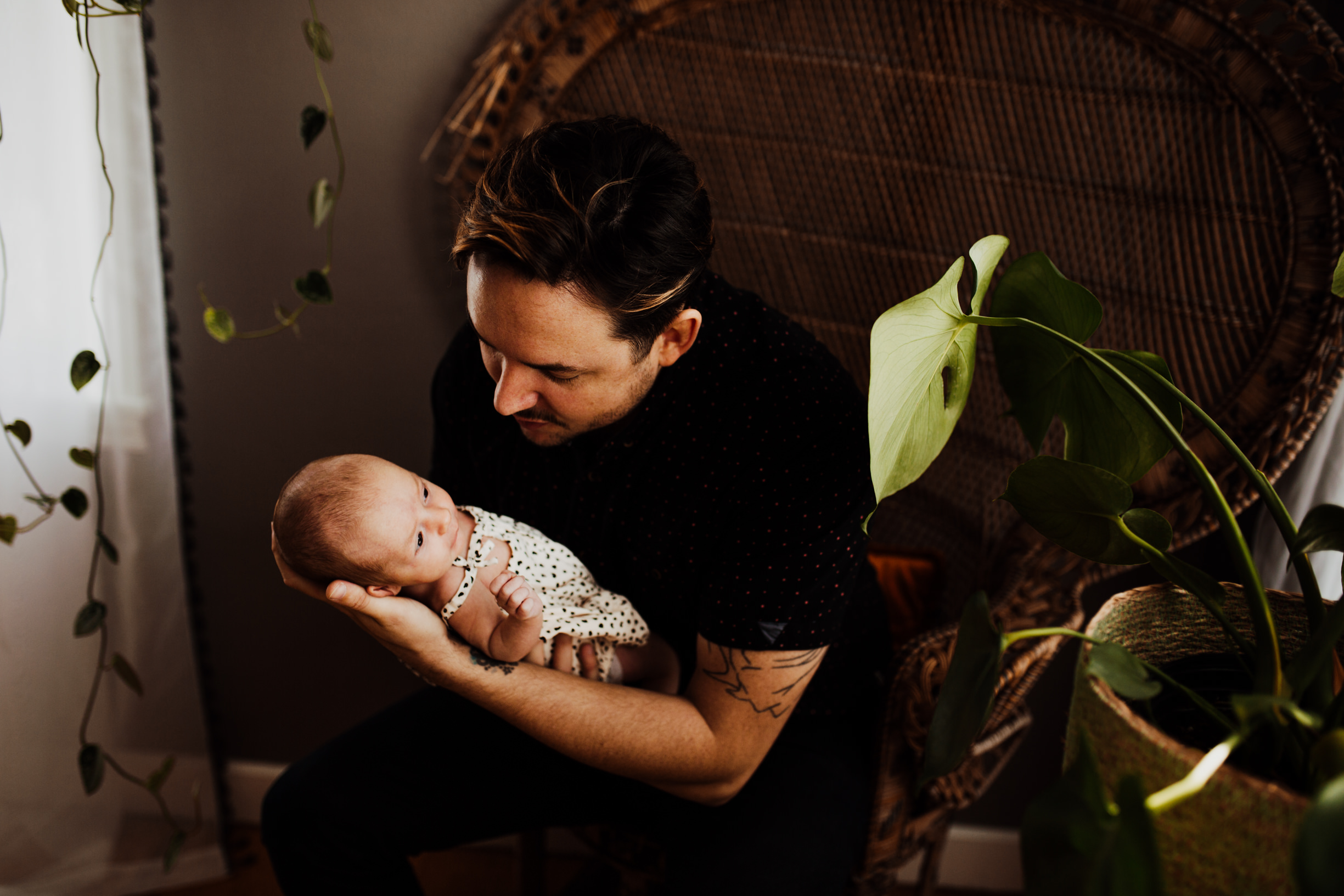 newborn-in-home-photography-kentucky-crystal-ludwick-photo (34 of 95).jpg