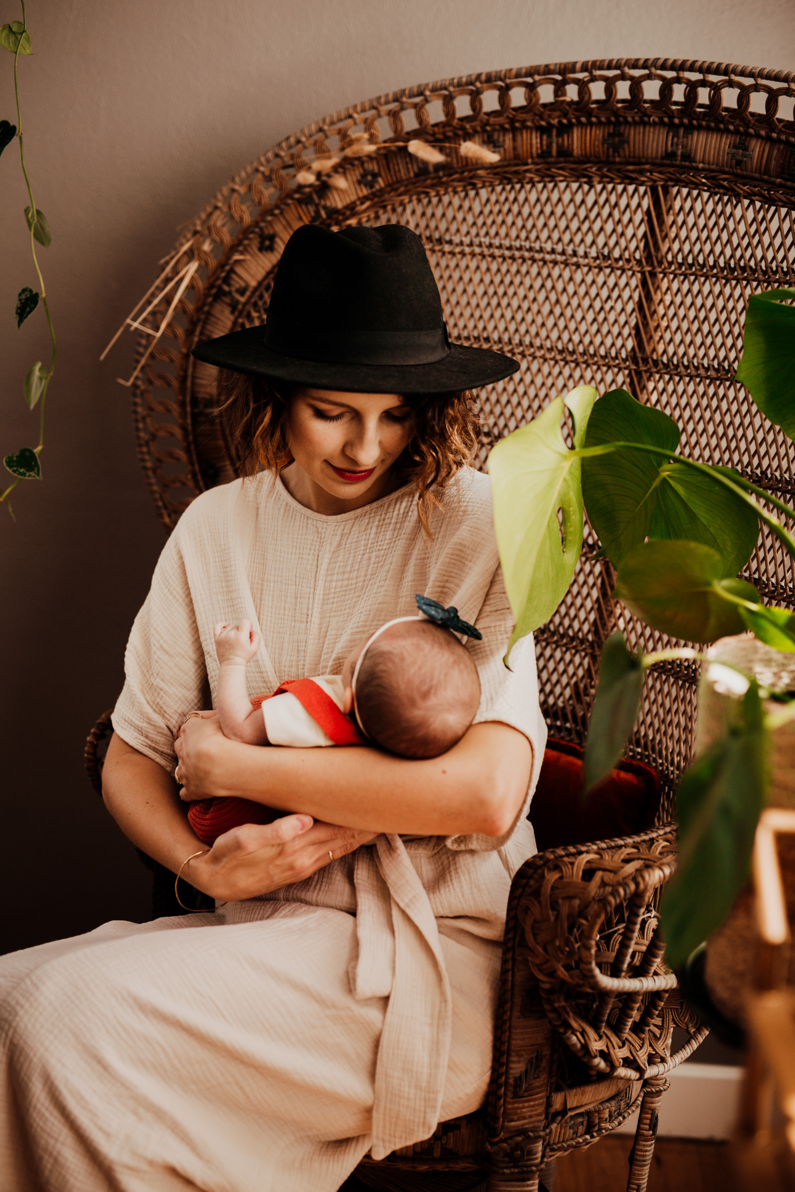 newborn-in-home-photography-kentucky-crystal-ludwick-photo (72 of 95).jpg