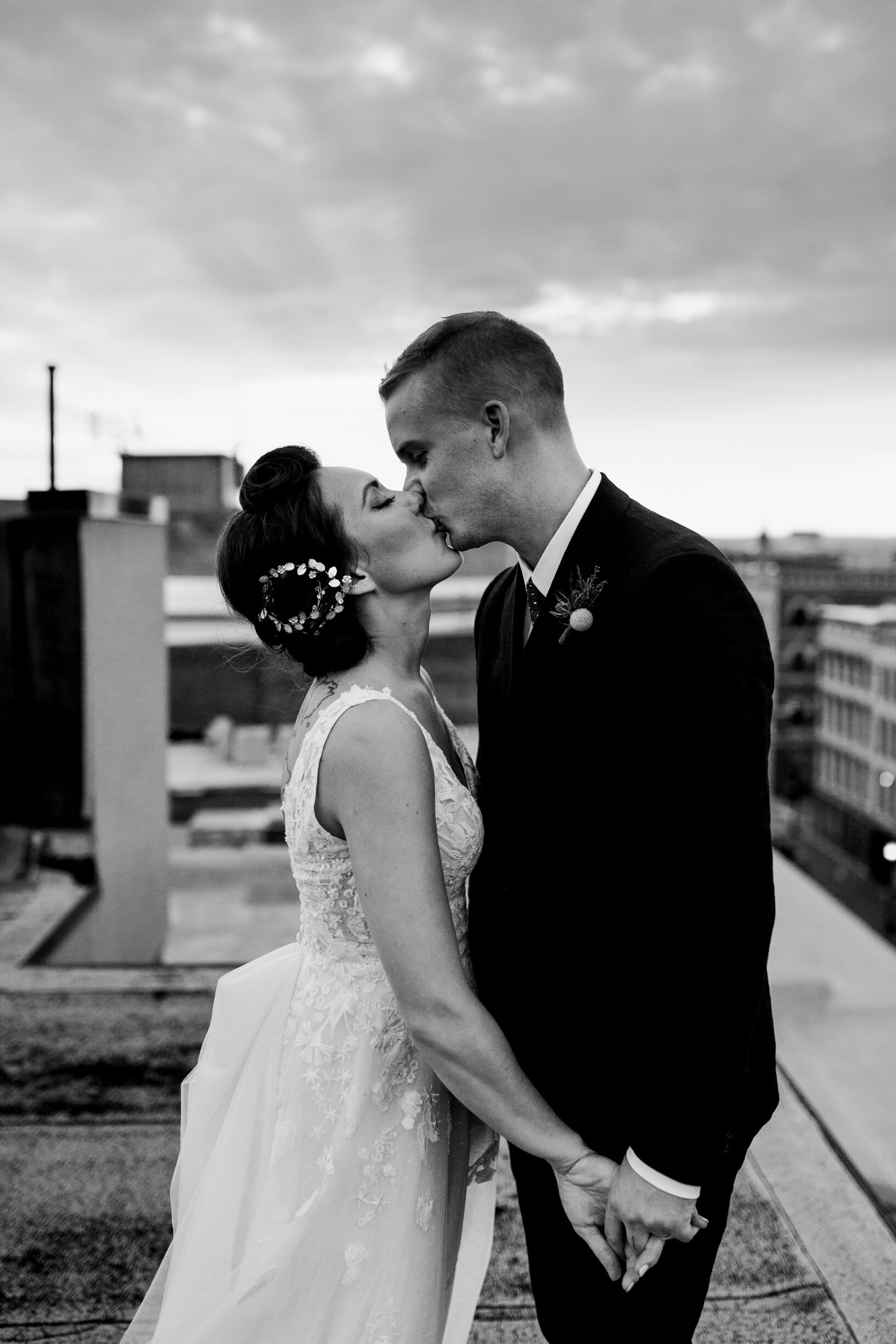 21c-wedding-elopement-crystal-ludwick-photo (64 of 93).jpg