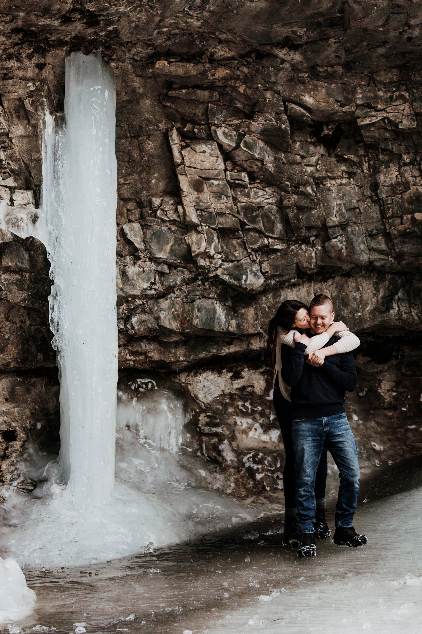 troll-falls-engagement-photography-anniversary-session (19 of 52).jpg