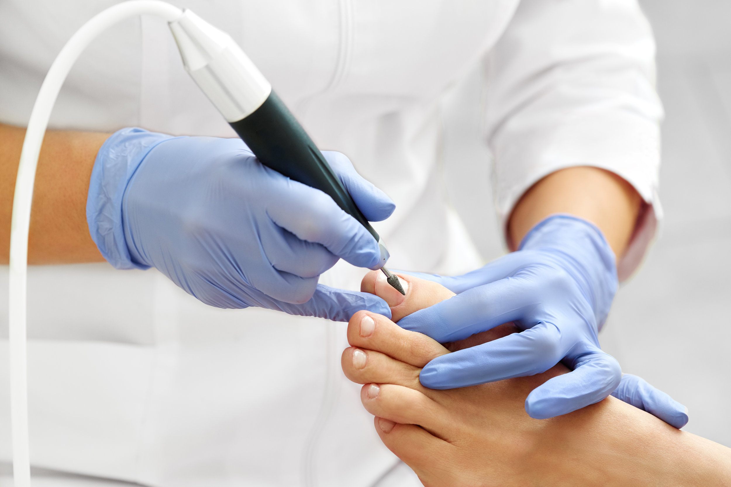 Pedicures for Men, a Complete Guide According to a Podiatrist